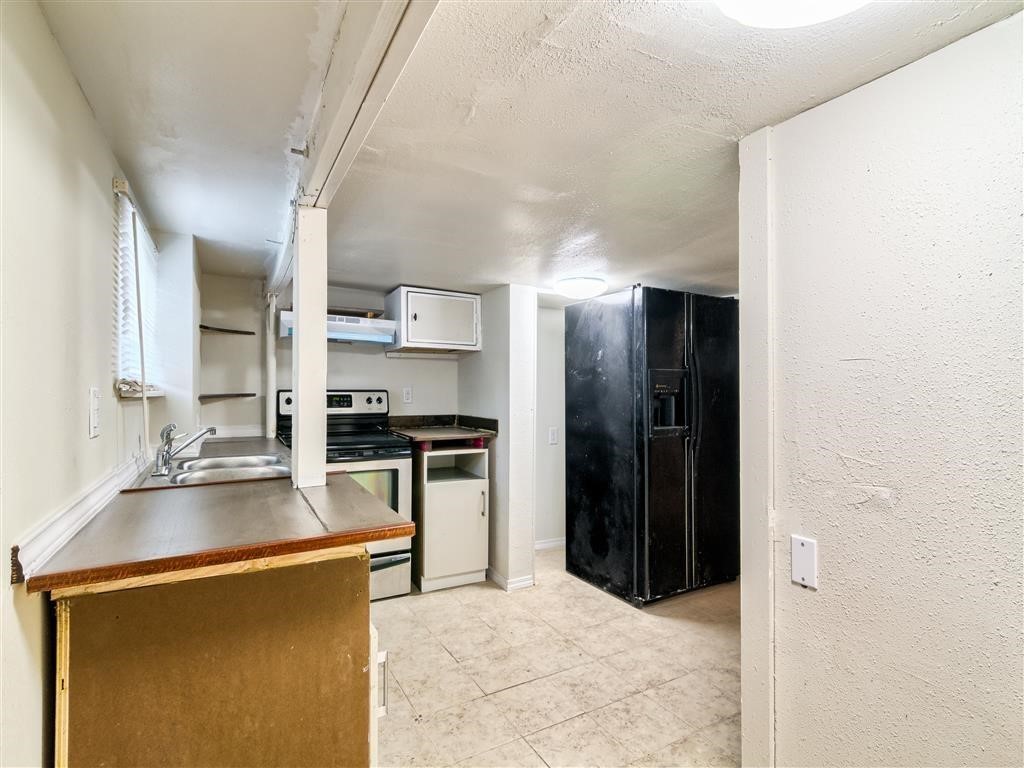 2501 Truxillo Street B Property Photo 5