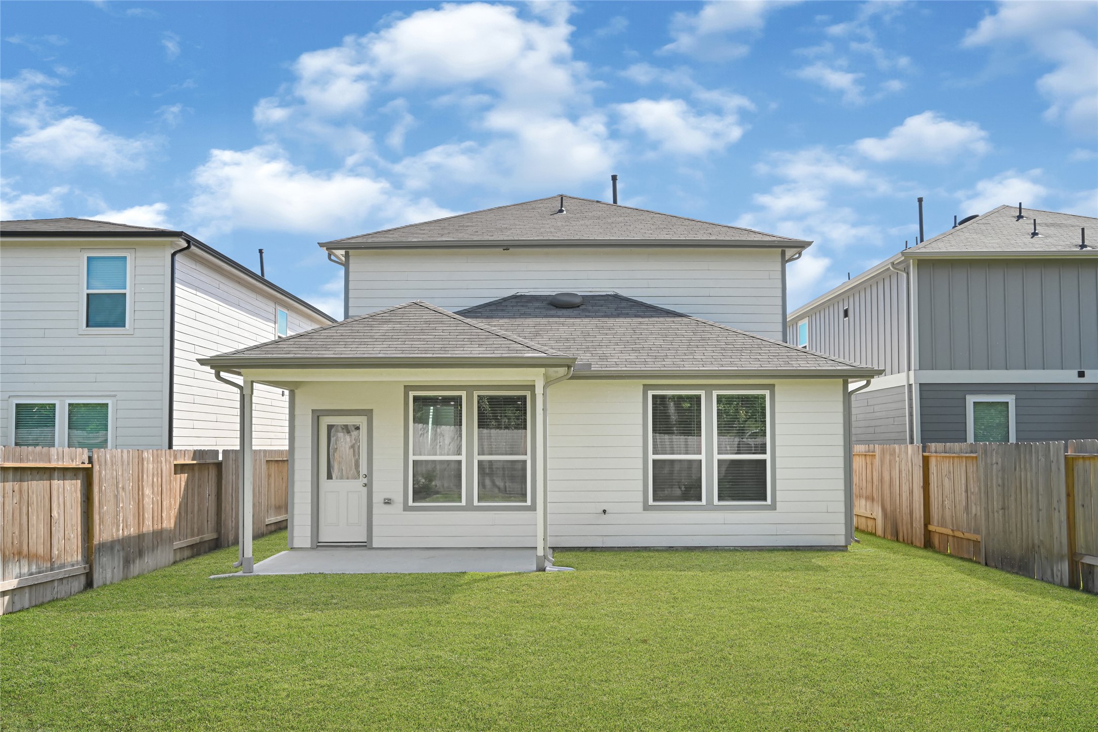 26415 Cedar Sedge Drive Property Photo 5