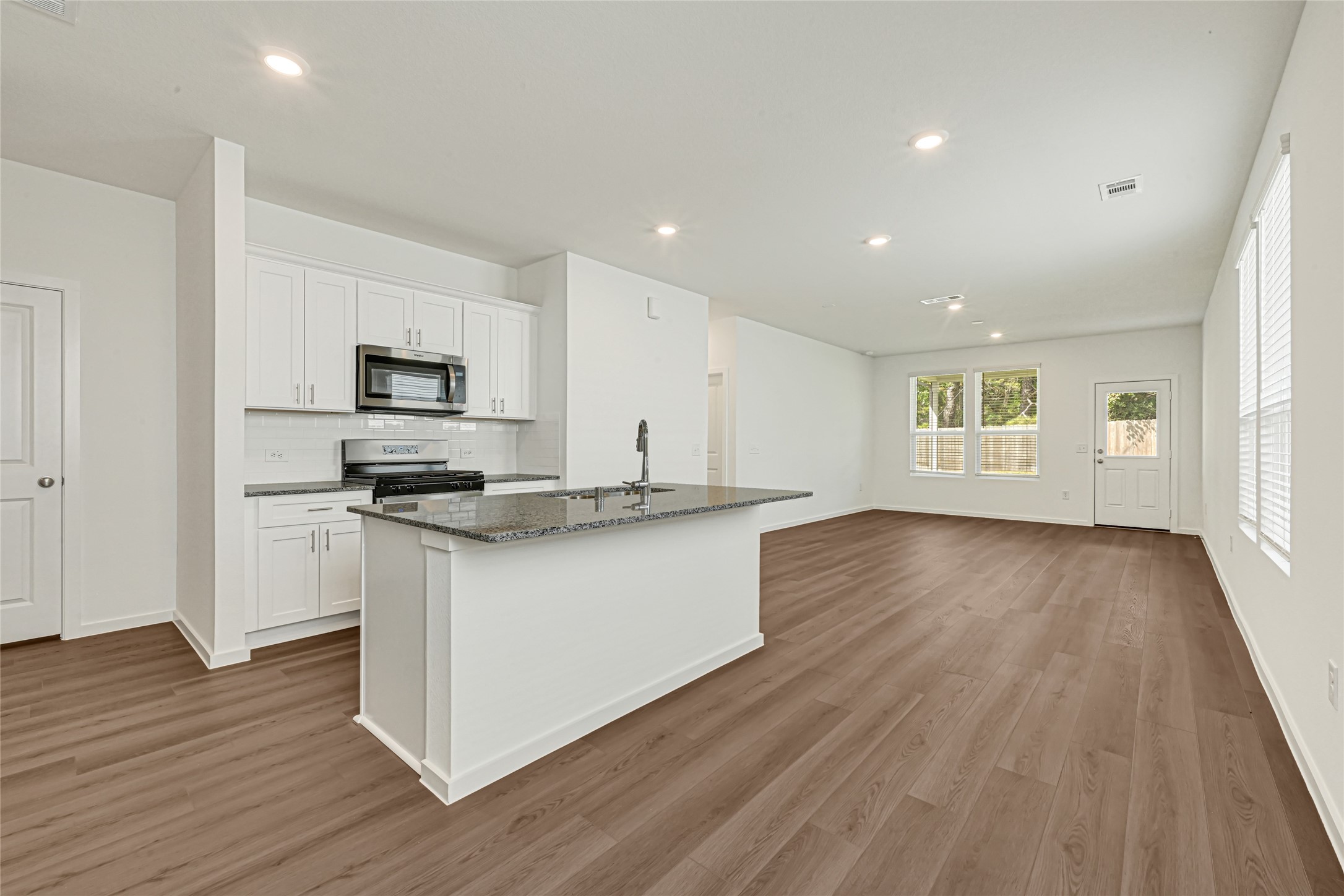 26415 Cedar Sedge Drive Property Photo 9