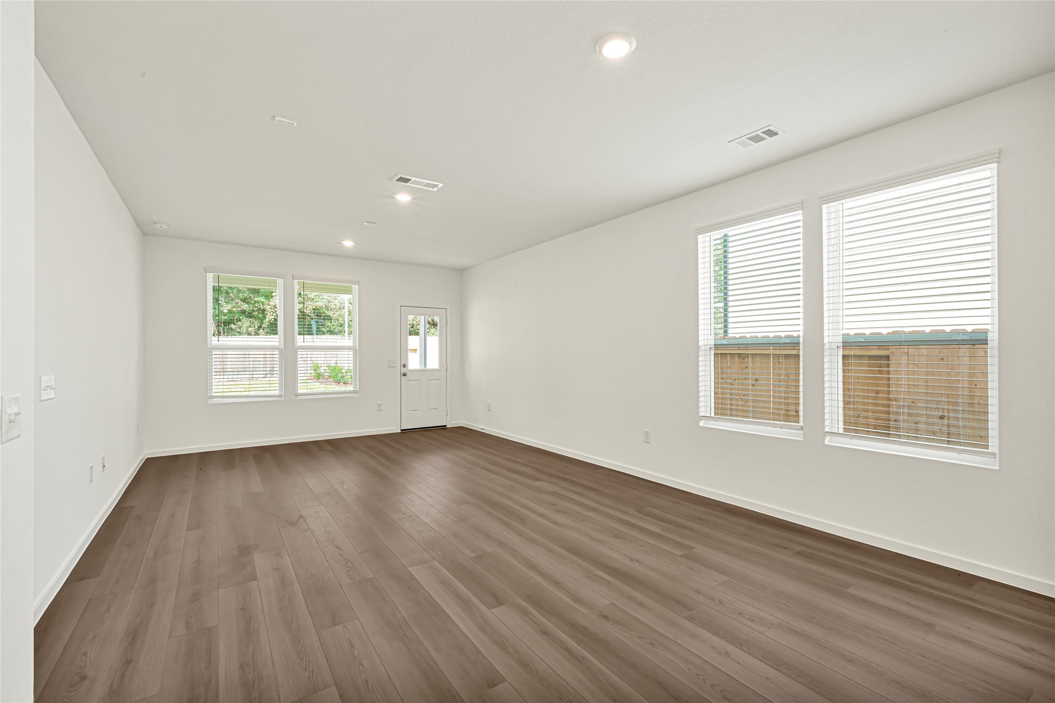26415 Cedar Sedge Drive Property Photo 13