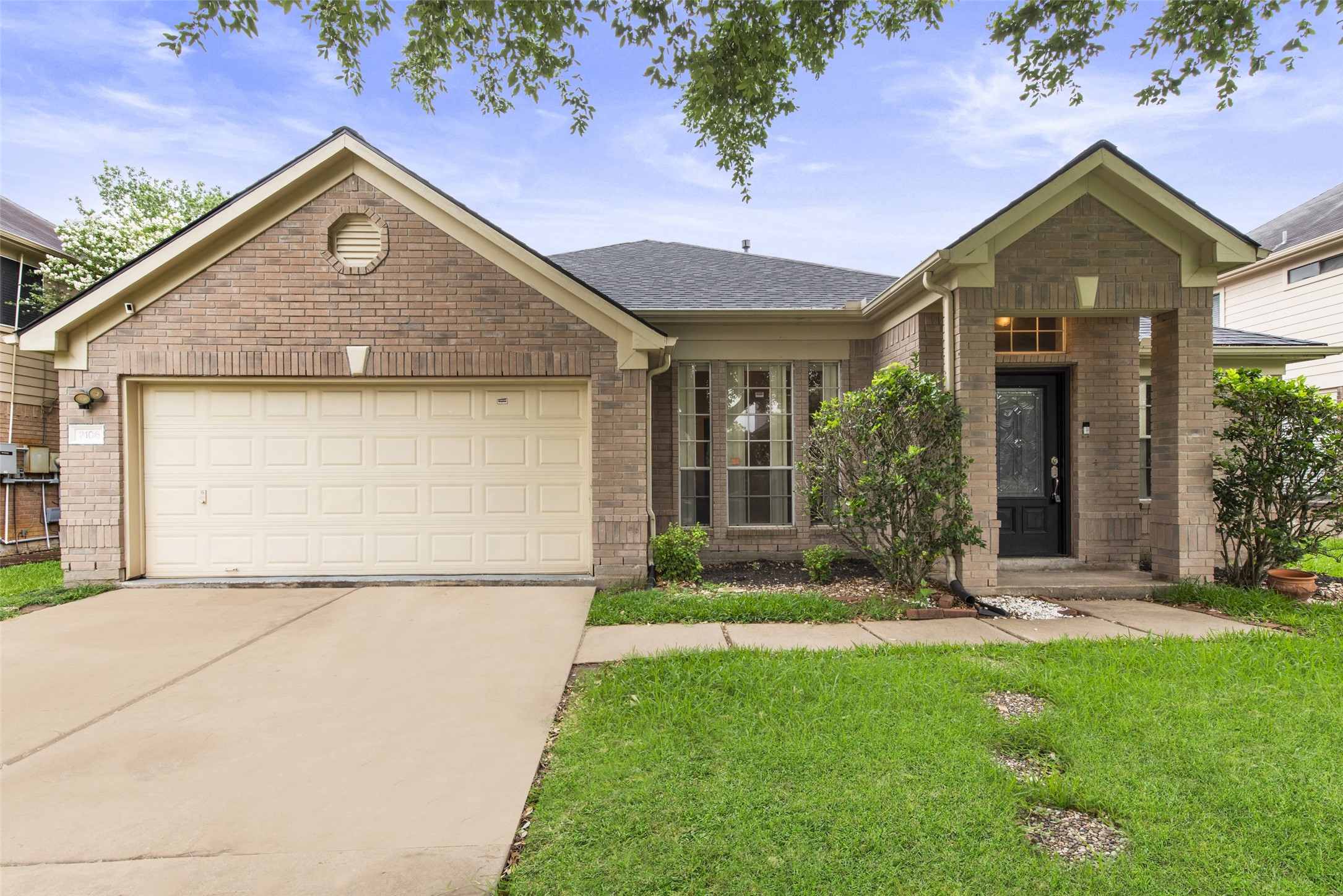 2106 Ruffian Lane Property Photo