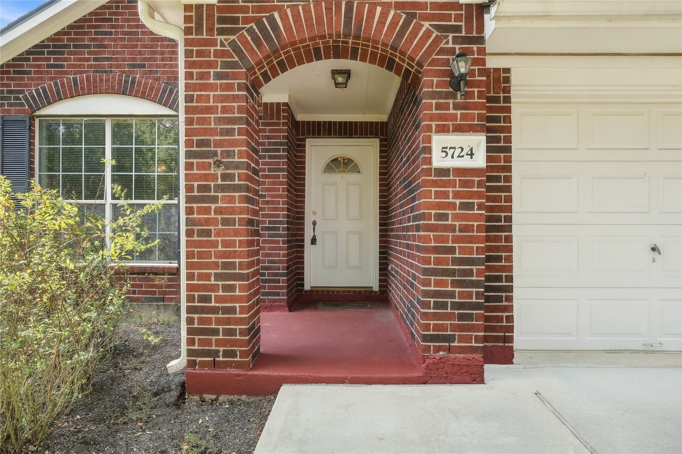 5724 Montclair Hill Lane Property Photo 5