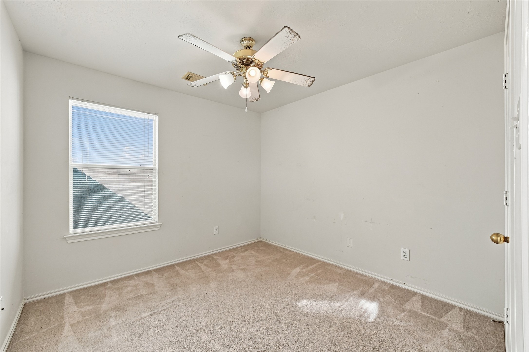5724 Montclair Hill Lane Property Photo 32