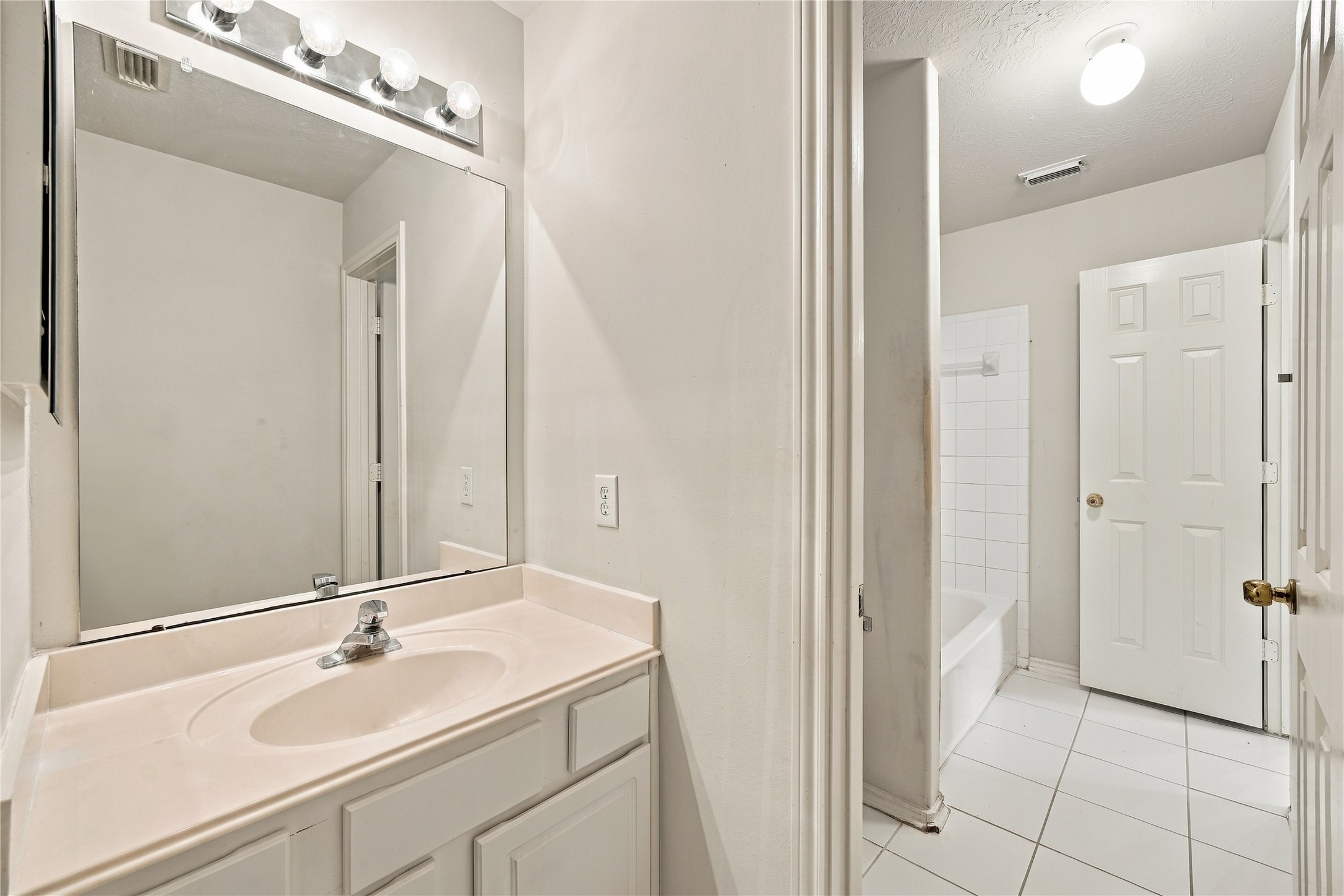 5724 Montclair Hill Lane Property Photo 37
