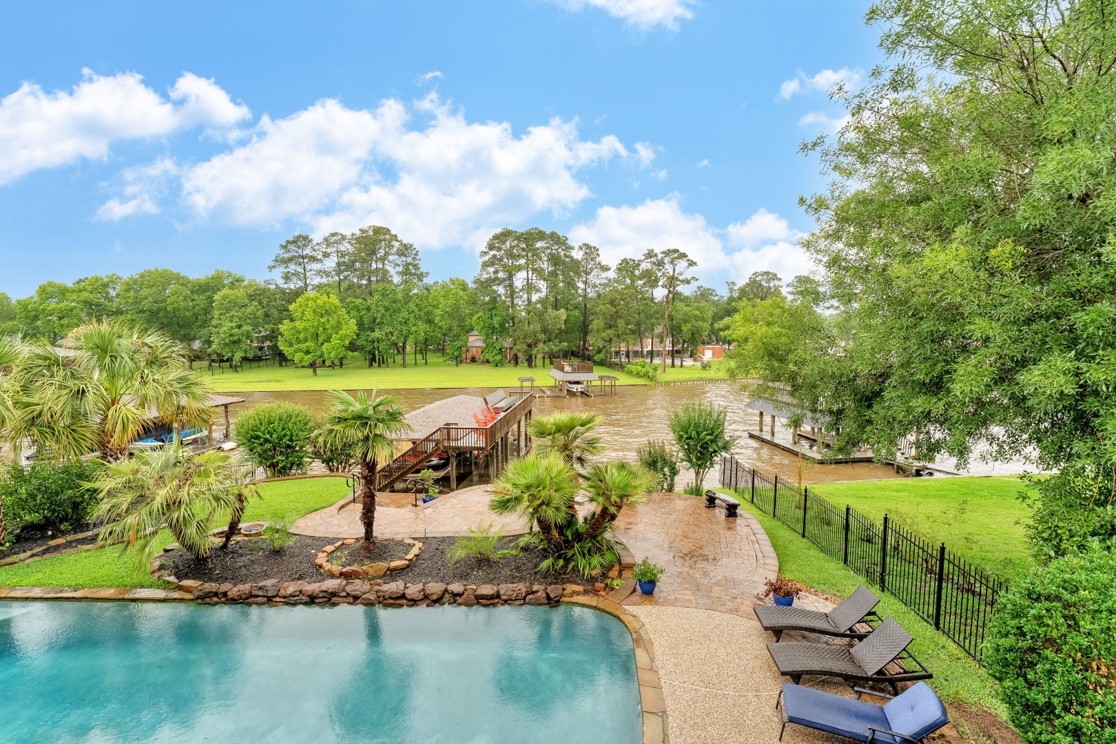 8311 Shoregrove Drive Property Photo 34