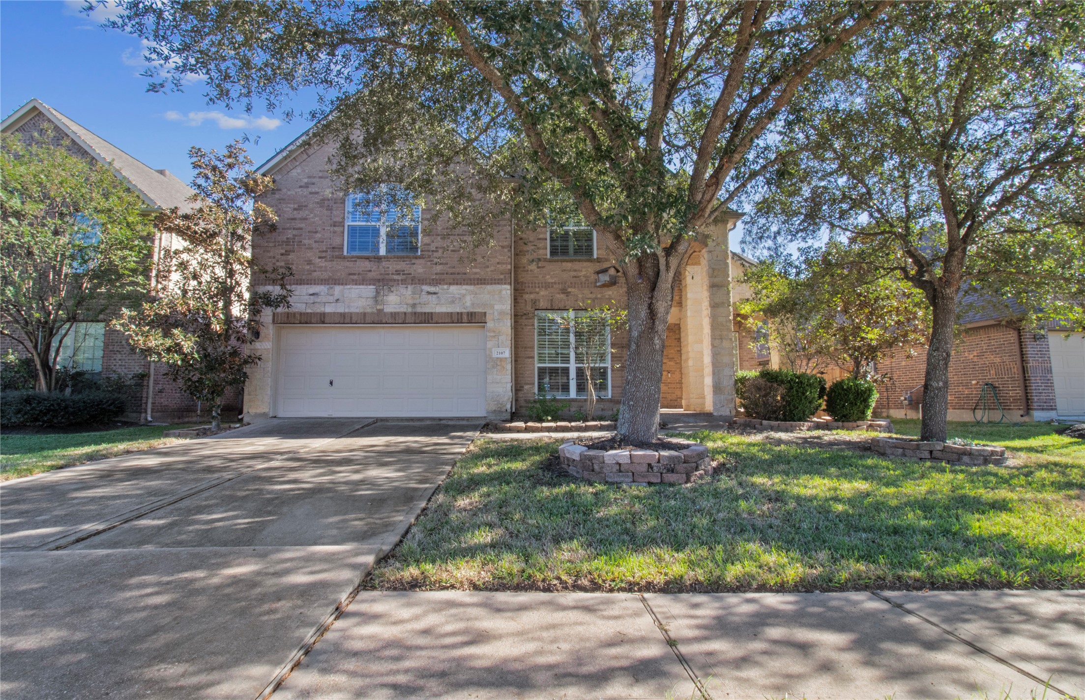 2107 Pearl Bay Court Property Photo 8