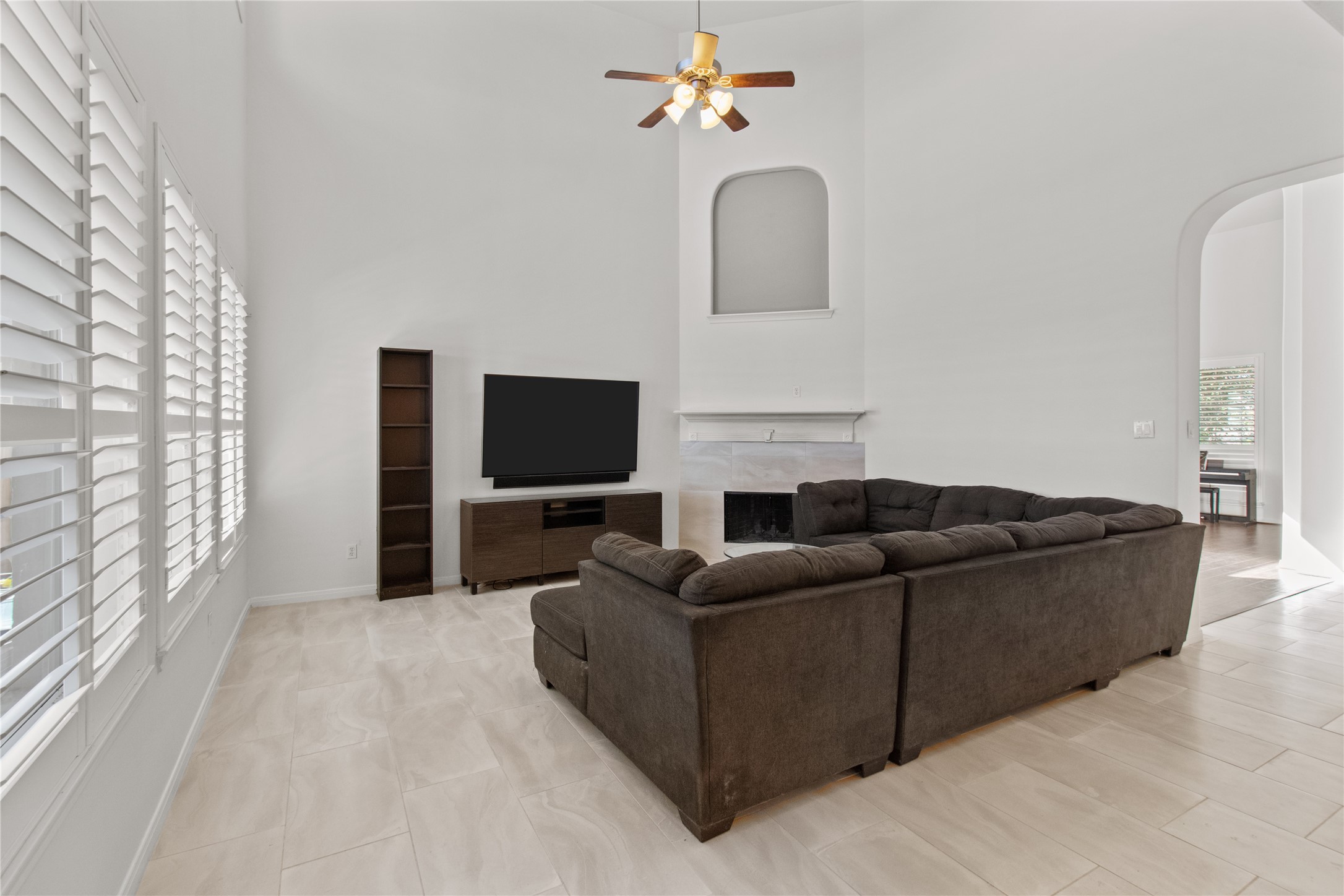 2107 Pearl Bay Court Property Photo 11