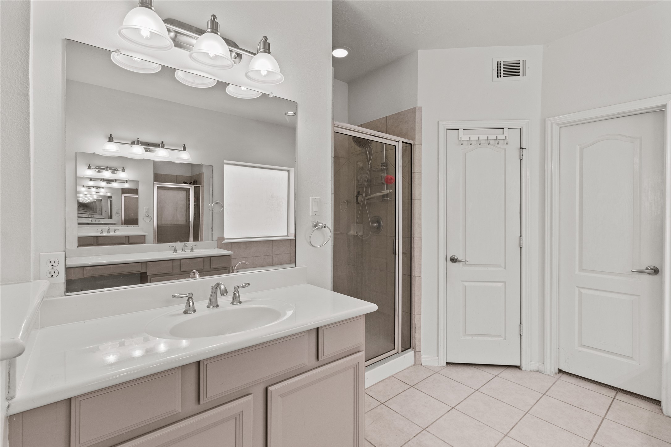 2107 Pearl Bay Court Property Photo 29