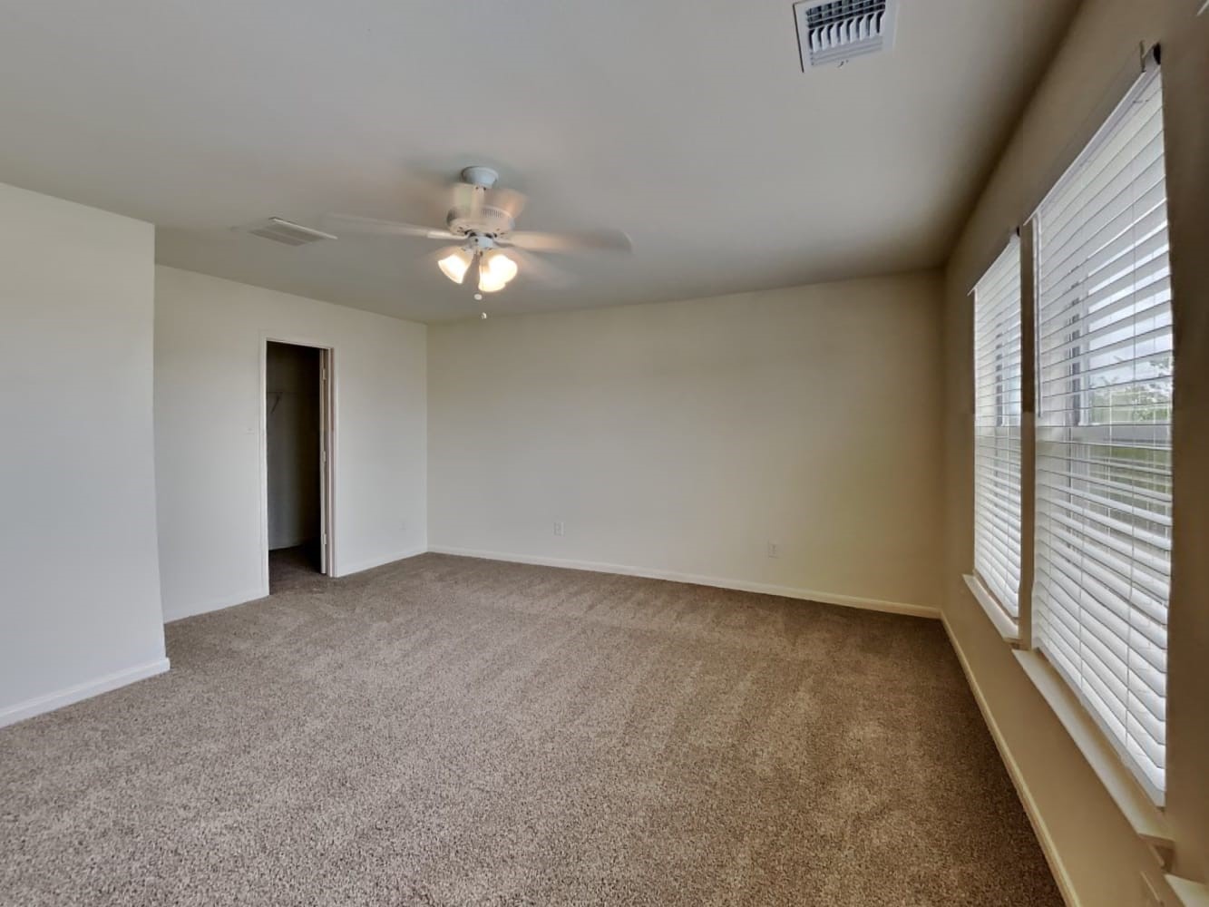 3638 Avalon Castle Drive Property Photo 10