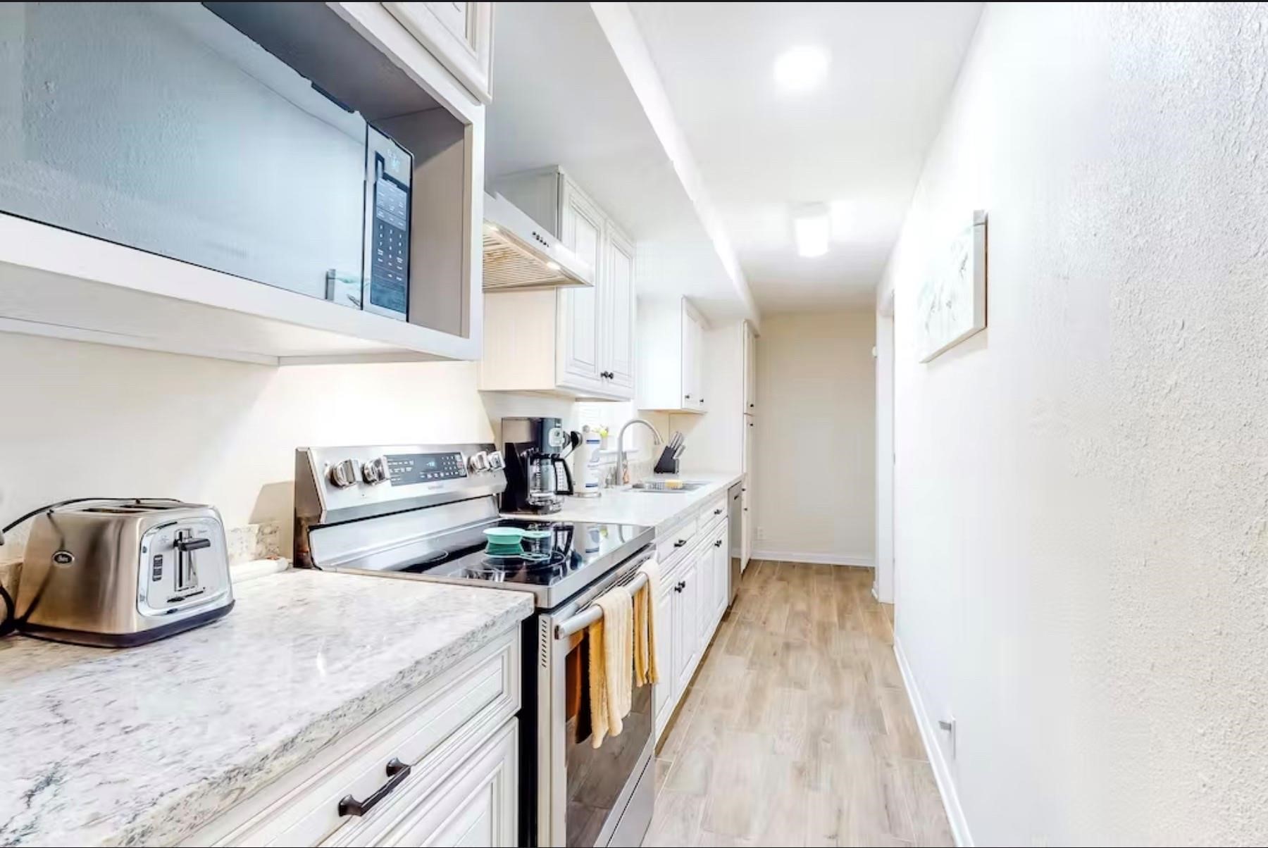 1624 17th Down Property Photo 6