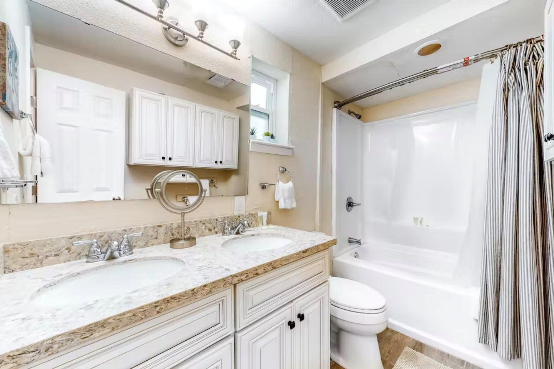 1624 17th Down Property Photo 9