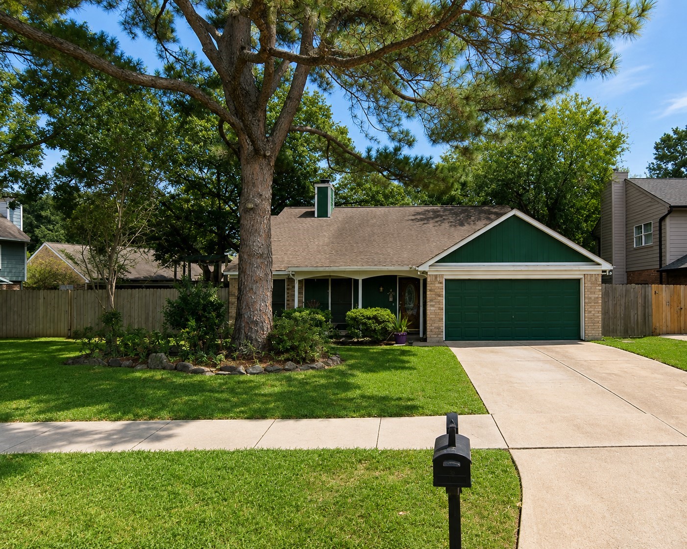 10215 Saddlehorn Trail Property Photo 1
