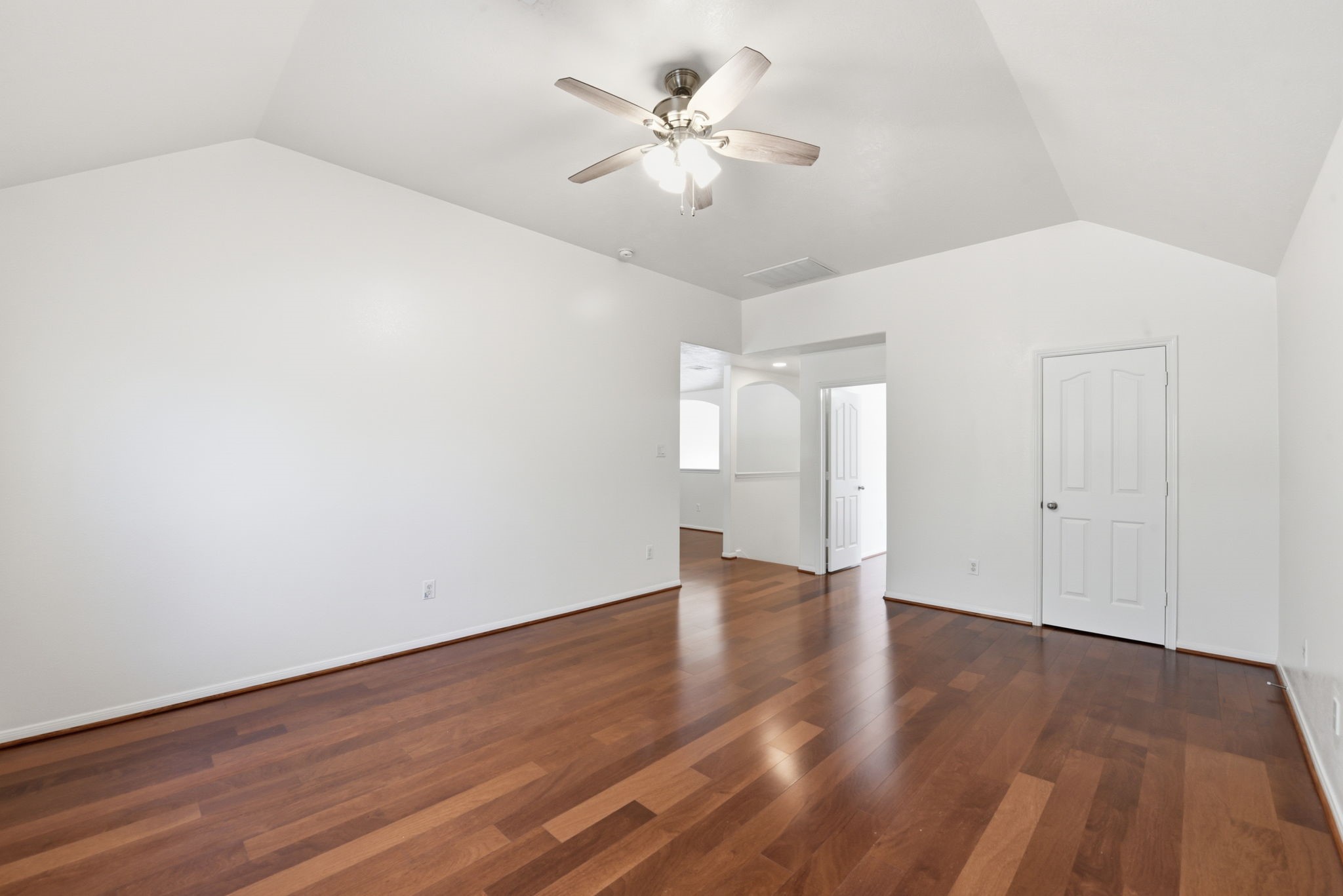 8702 Challis Park Court Property Photo 18