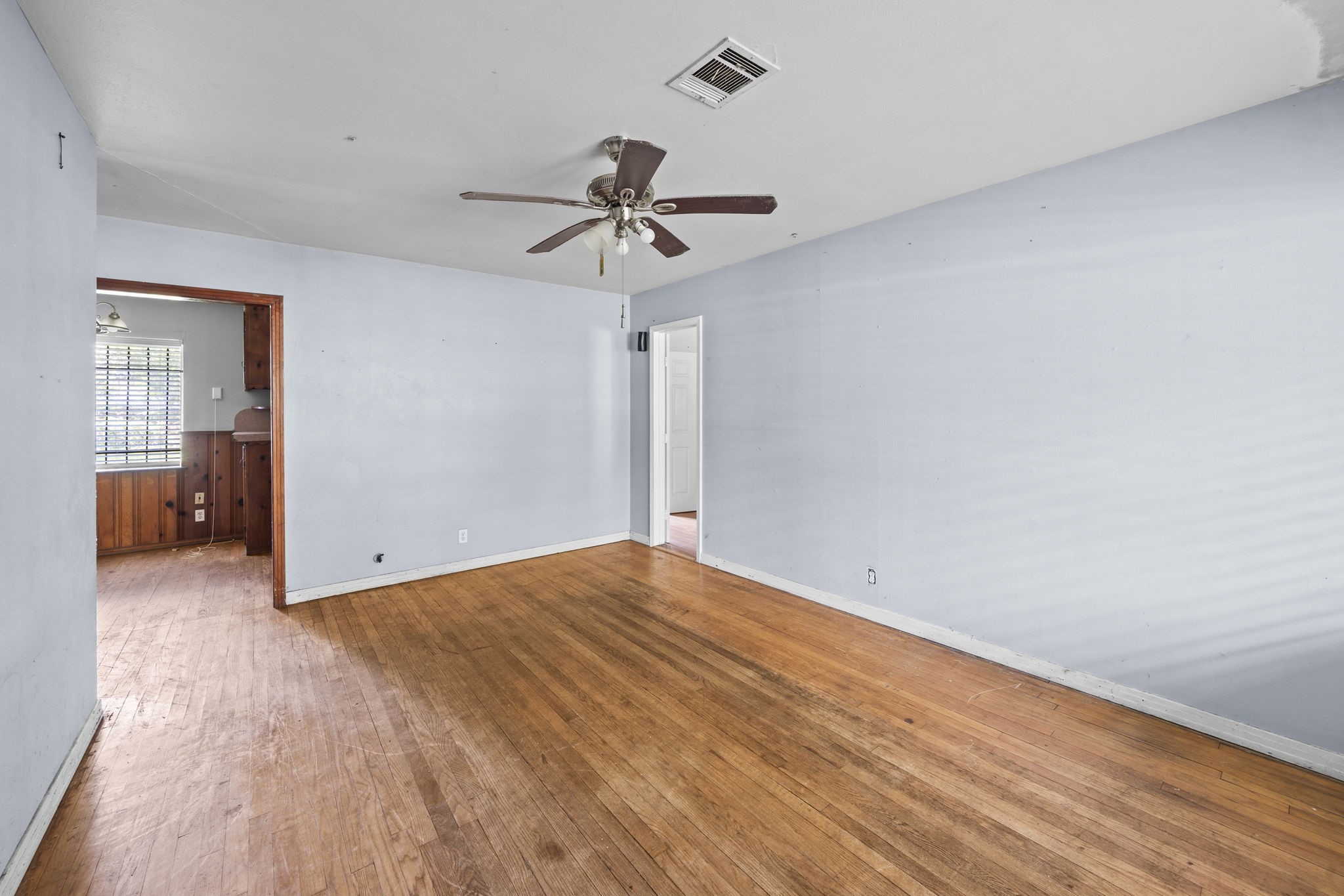 5810 Langley Road Property Photo 11