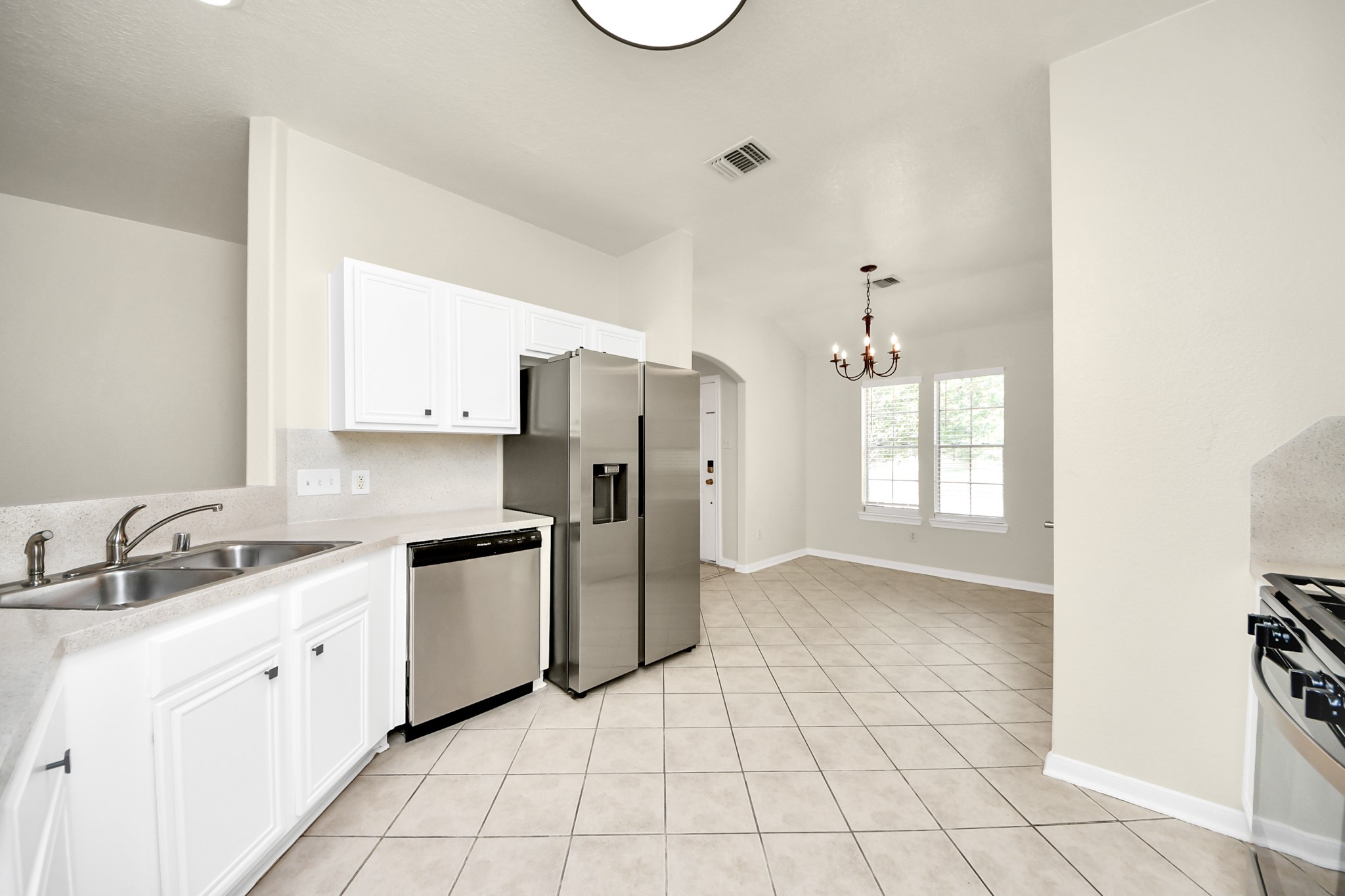 5114 Santrey Drive Property Photo 6