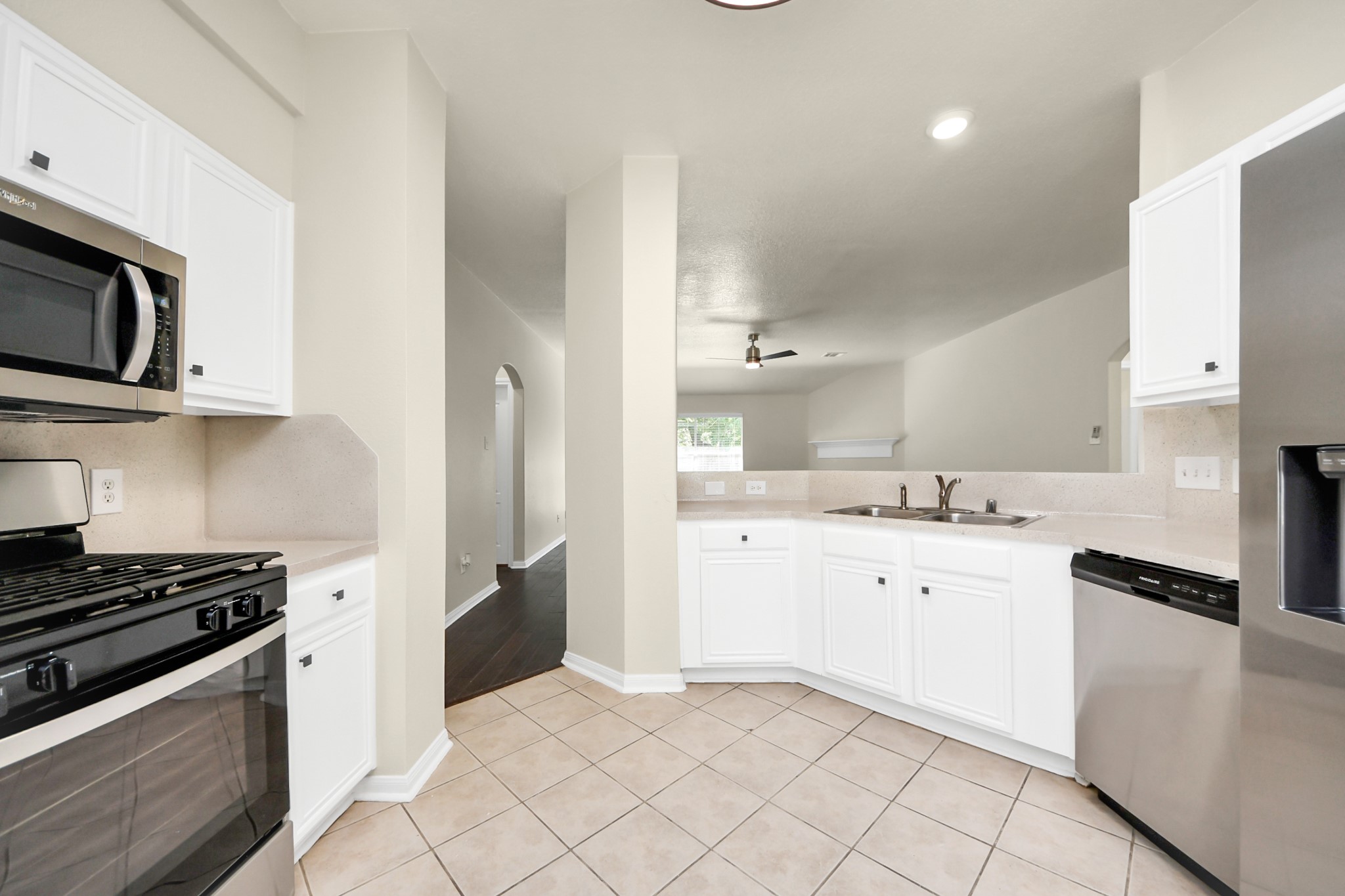 5114 Santrey Drive Property Photo 9
