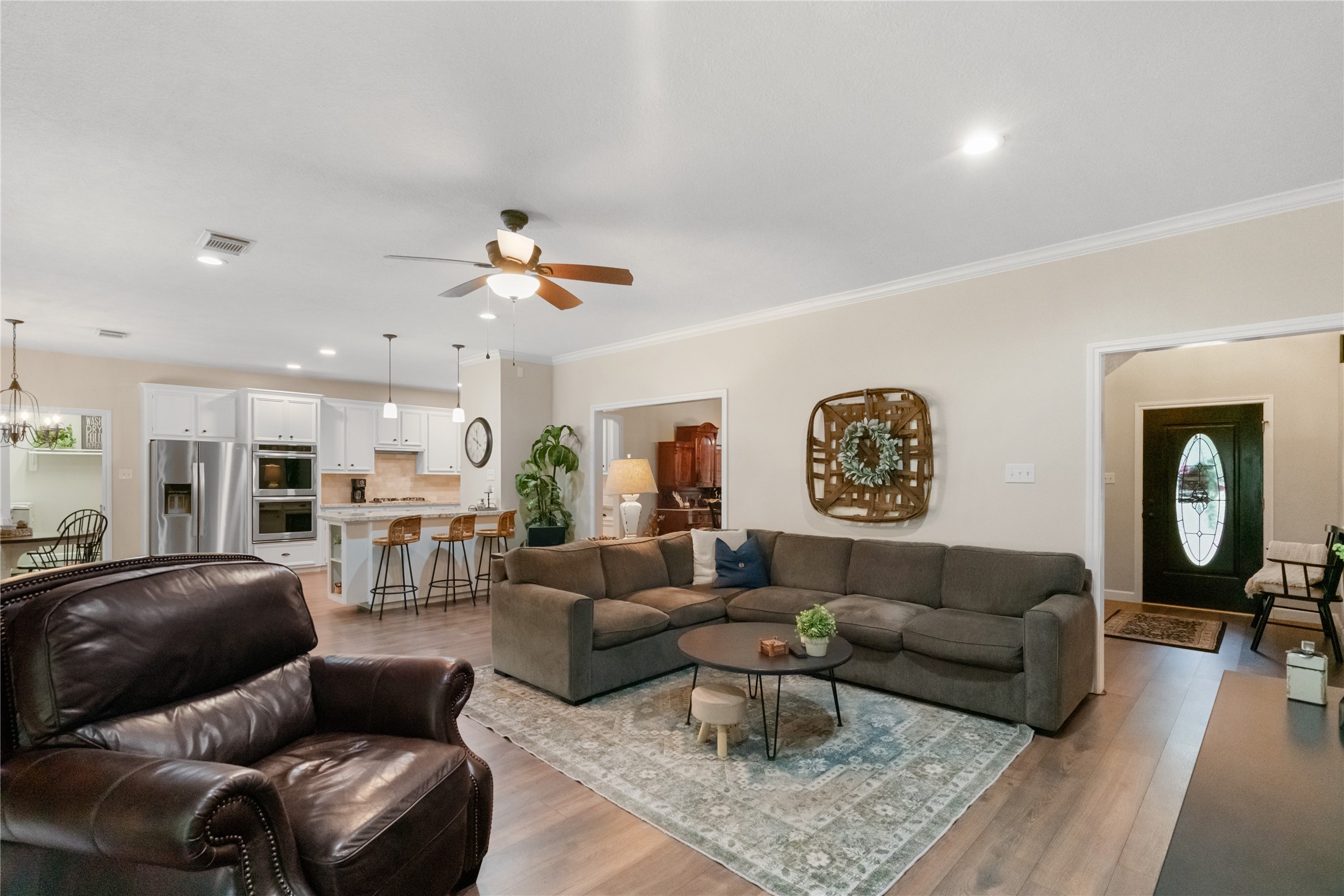 415 Lago Trace Drive Property Photo 10