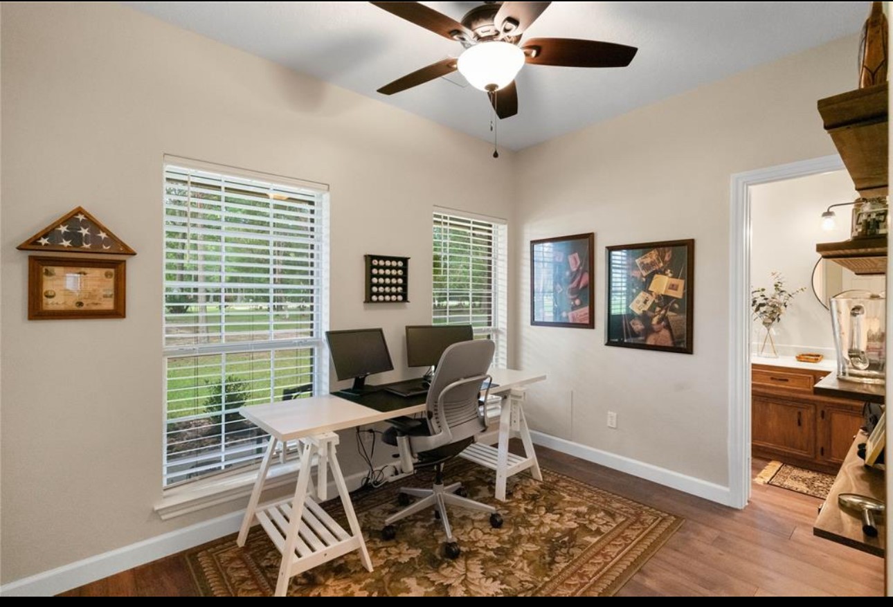 415 Lago Trace Drive Property Photo 15