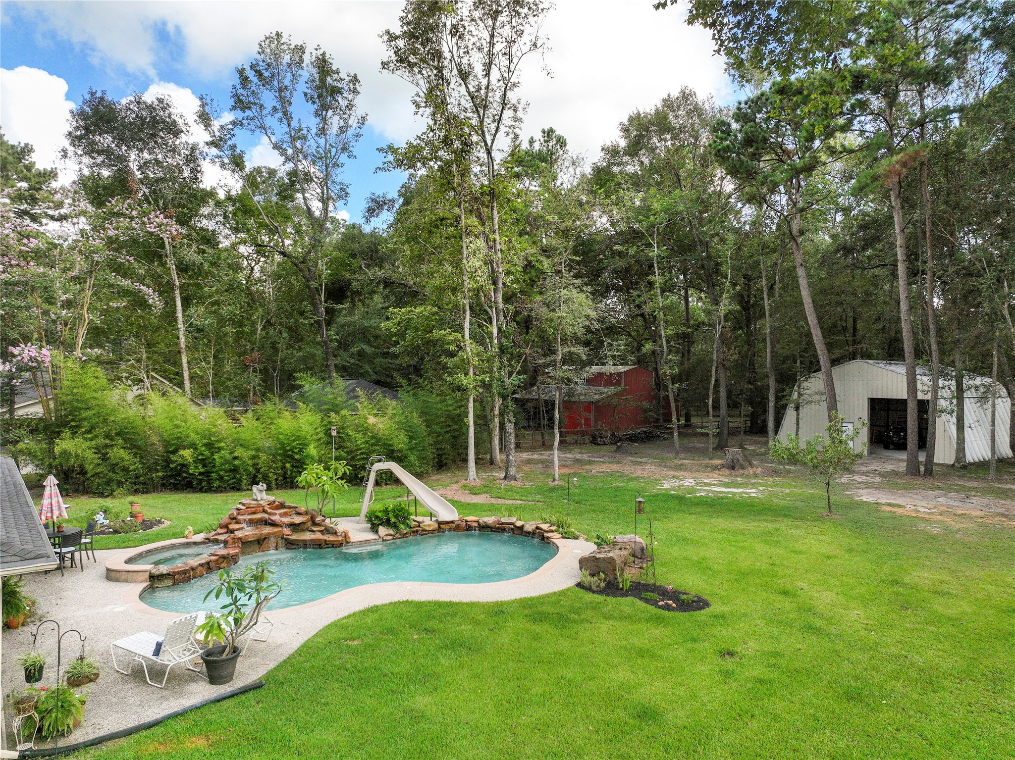 415 Lago Trace Drive Property Photo 26
