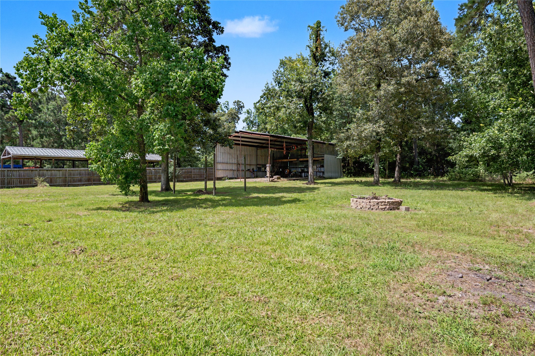 17685 Todd Street Property Photo 7
