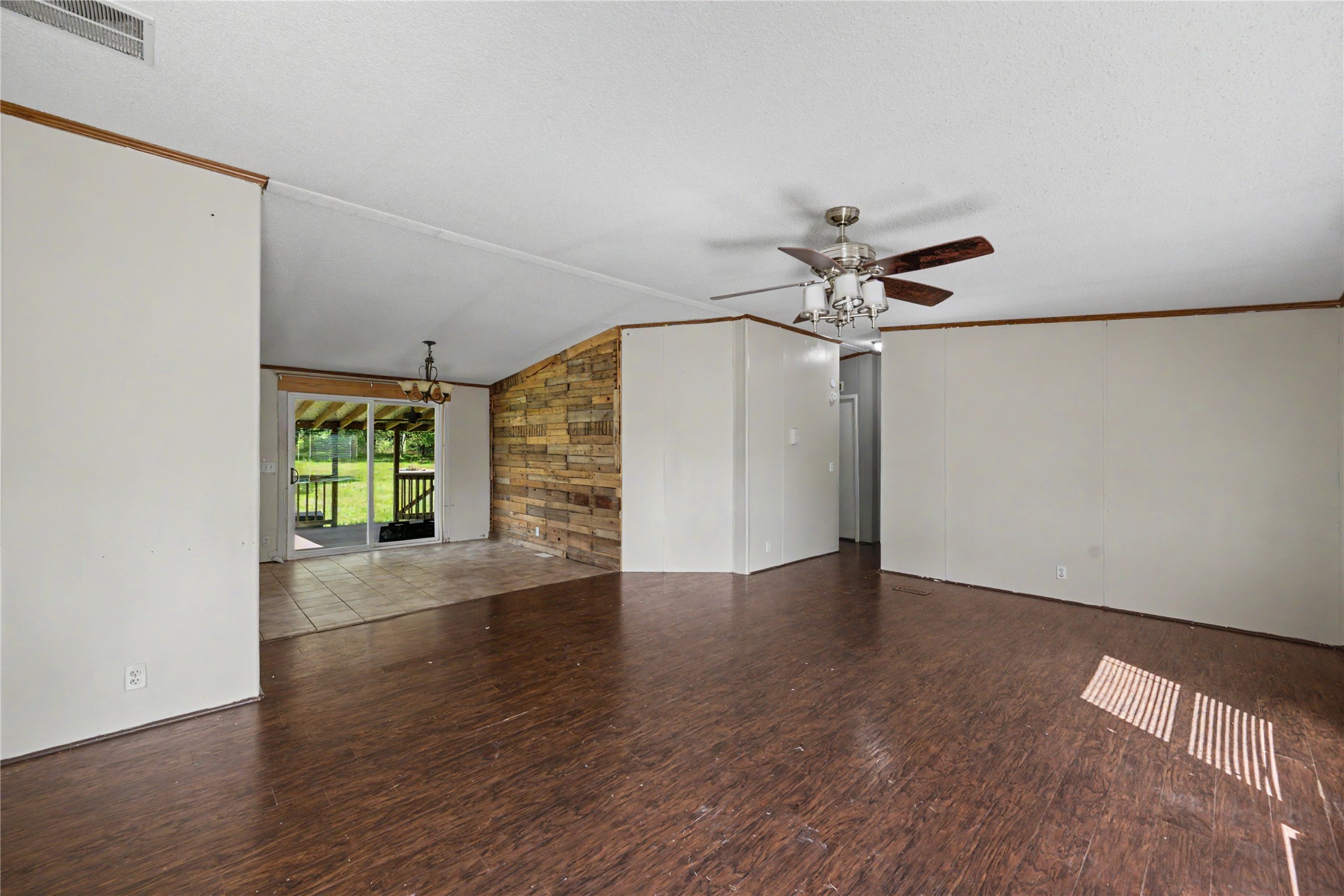 17685 Todd Street Property Photo 16