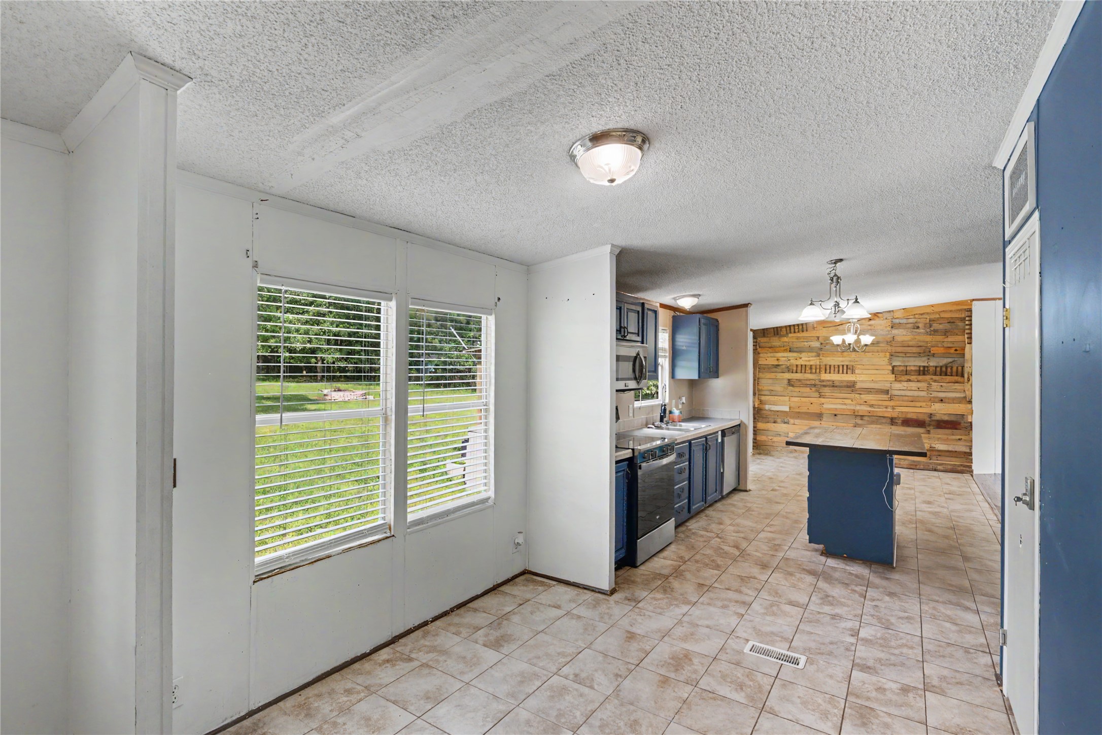 17685 Todd Street Property Photo 35