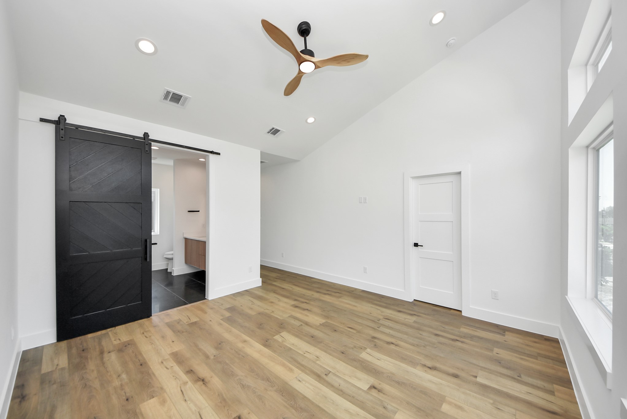 5030 Mallow Street C Property Photo 13