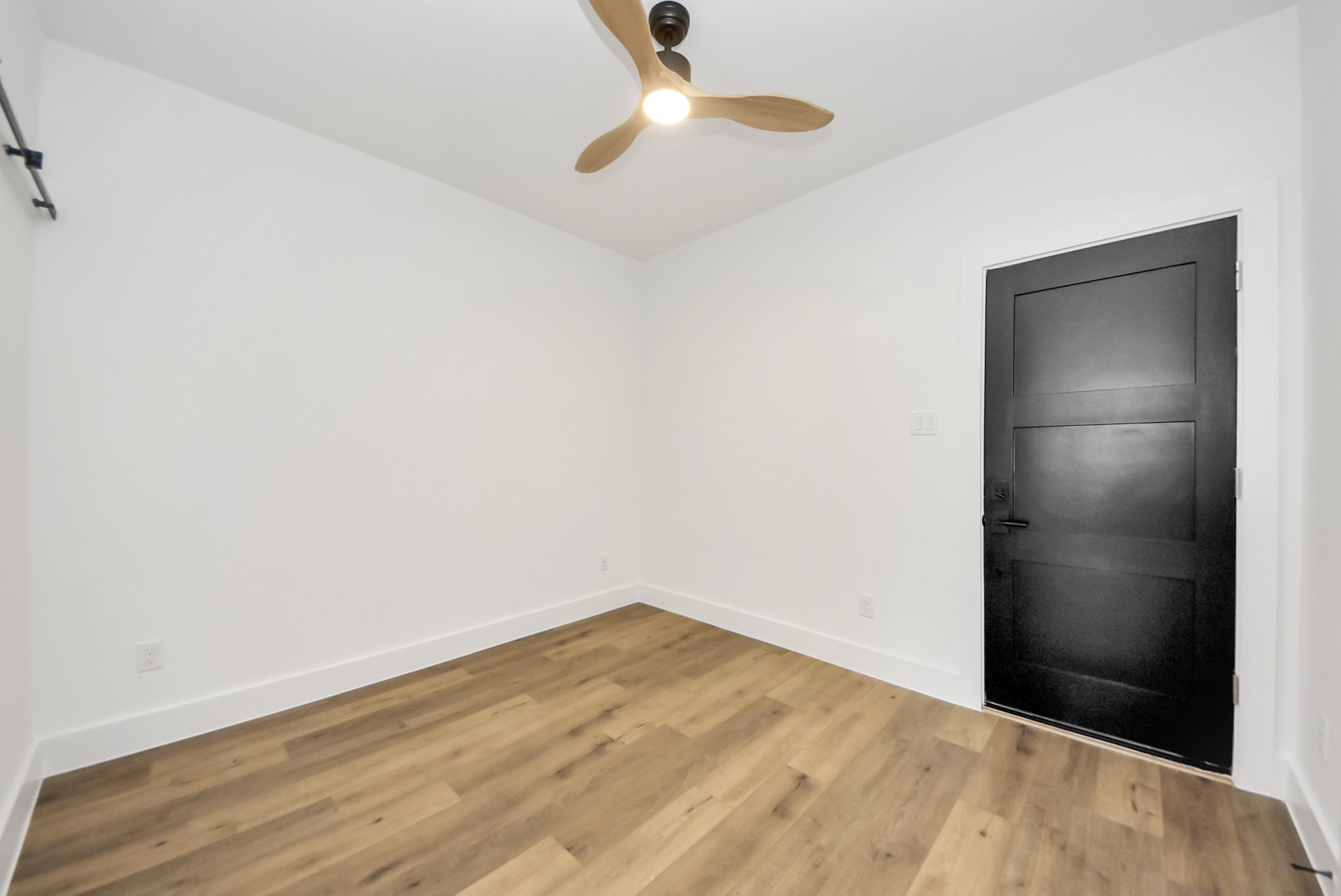 5030 Mallow Street C Property Photo 28