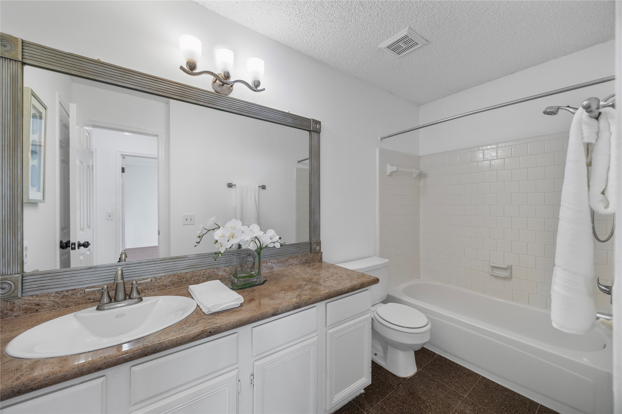 10310 Minturn Ln Property Photo 38