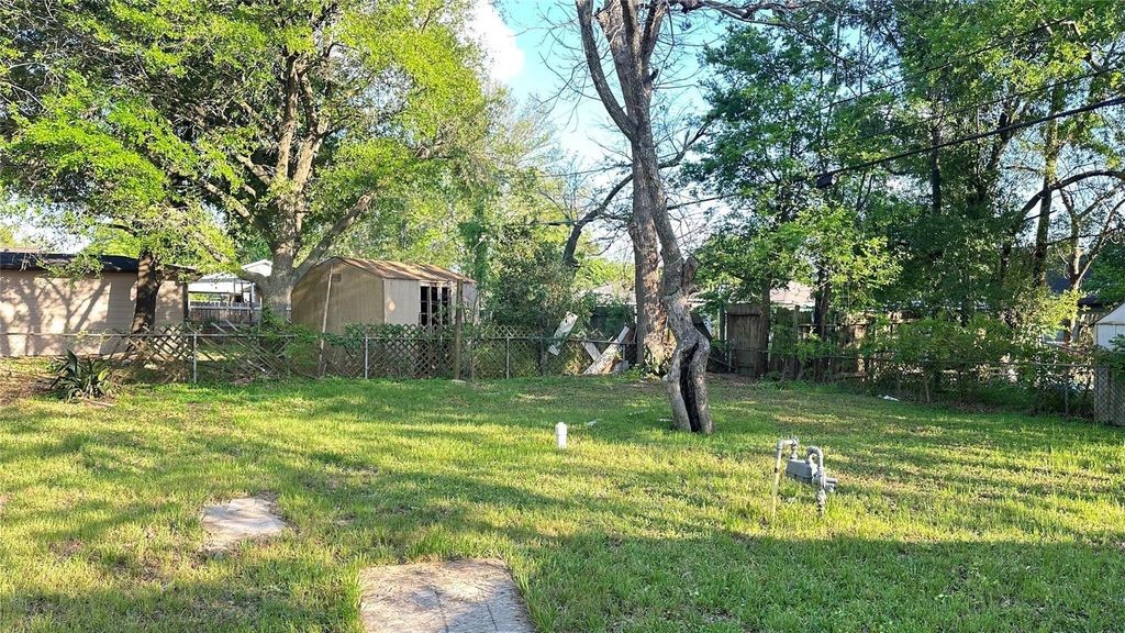 7418 Thurow Street Property Photo 21