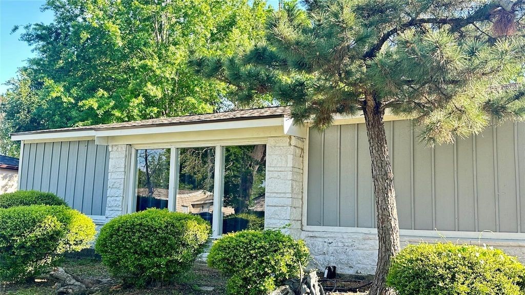 7418 Thurow Street Property Photo 22