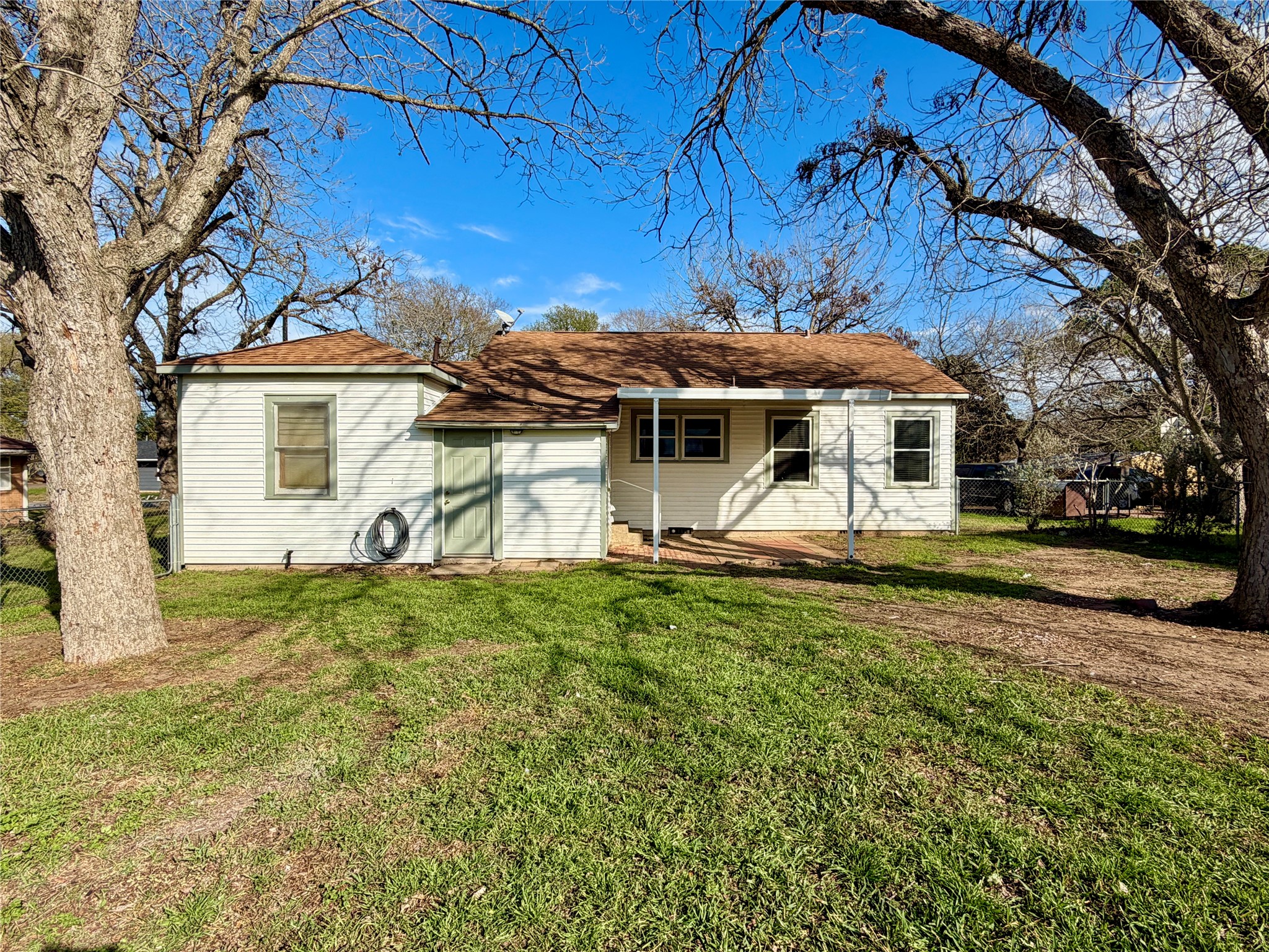 1104 Marie Street Property Photo 27