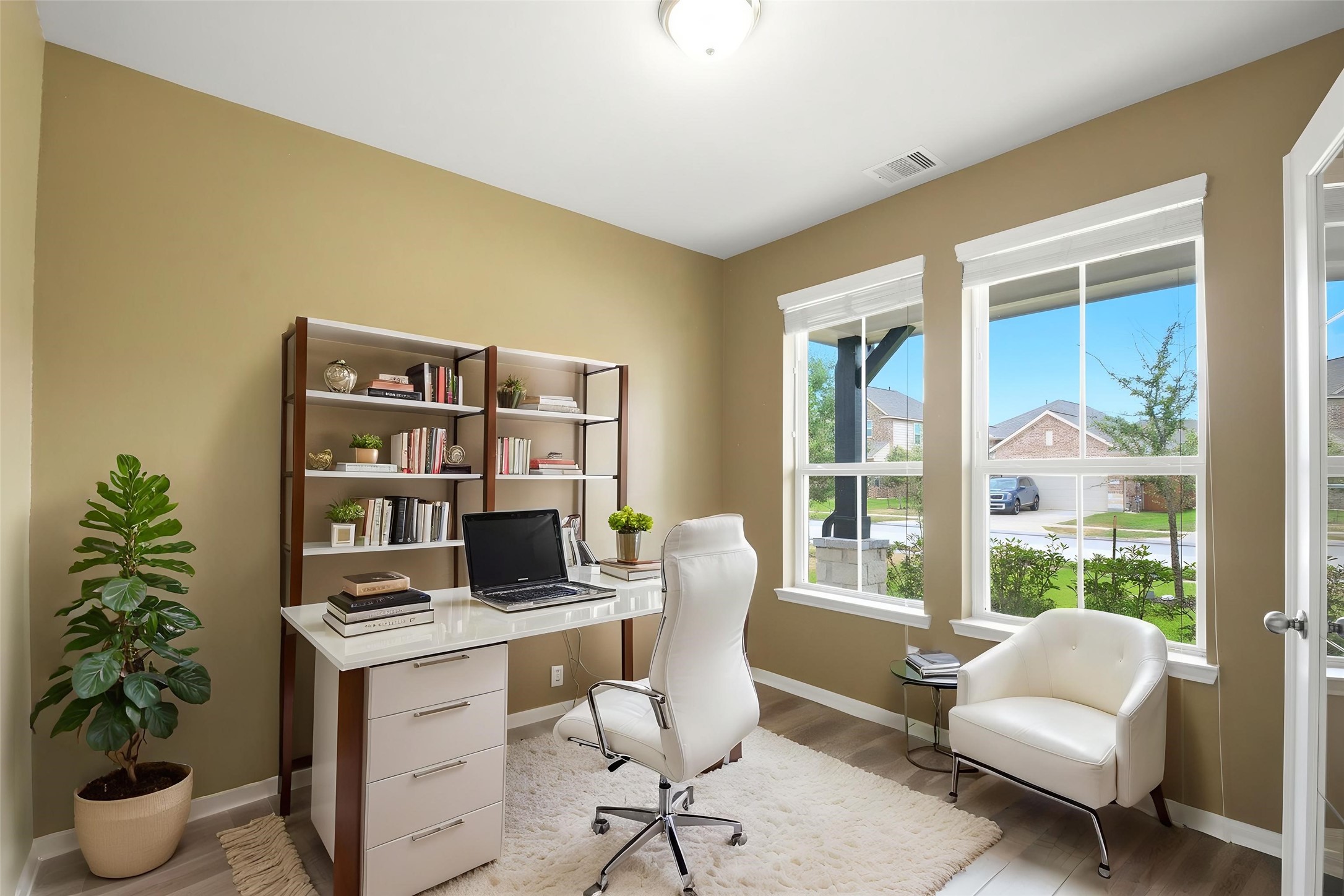 15127 Monal Trie Drive Property Photo 4