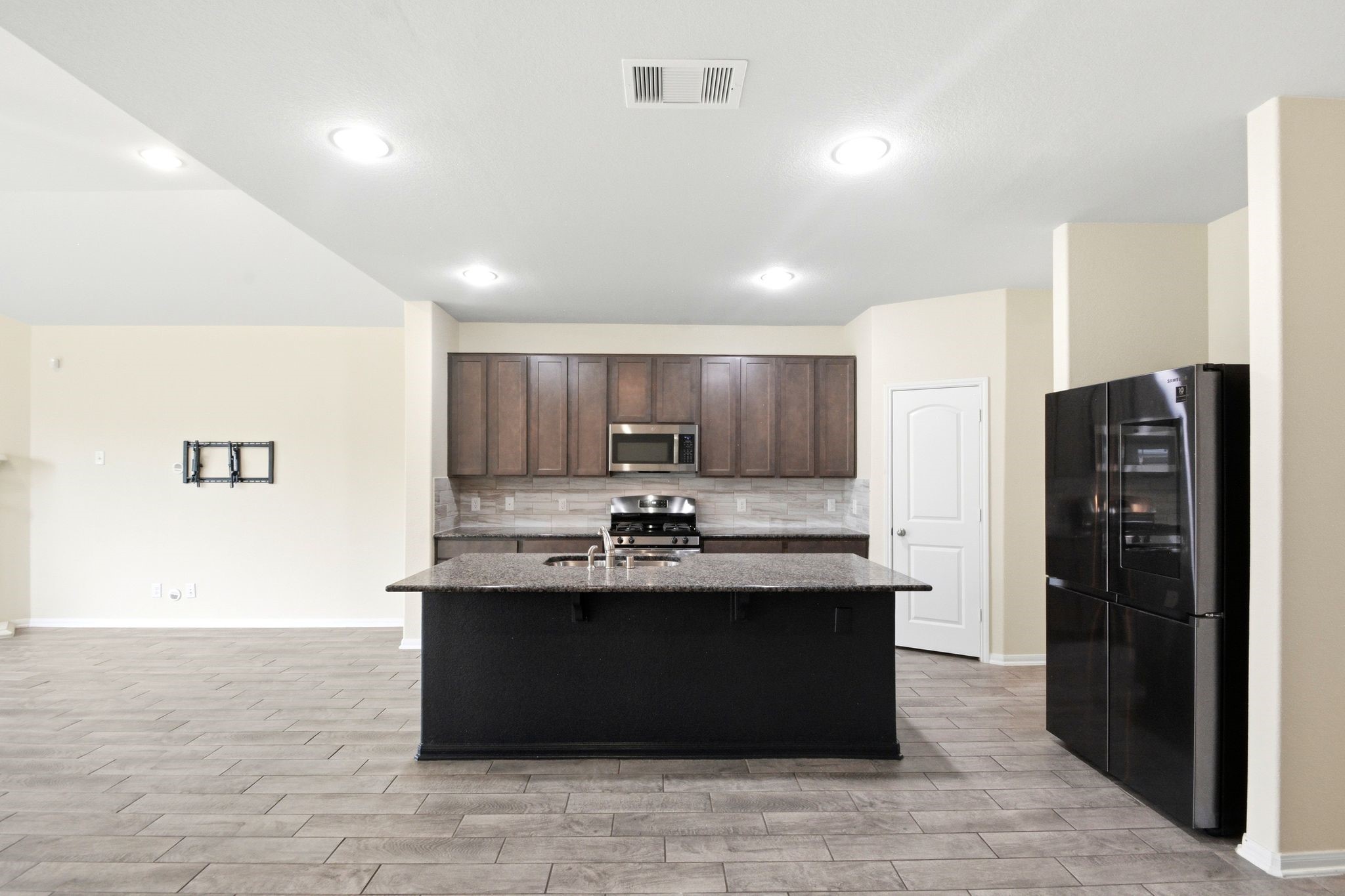 15127 Monal Trie Drive Property Photo 7
