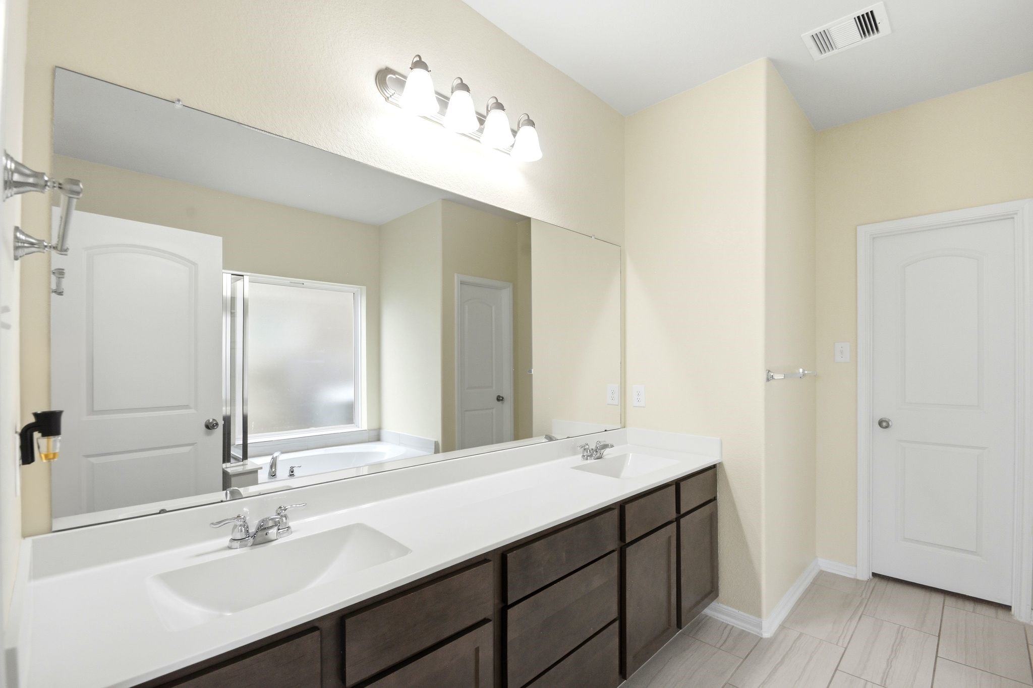15127 Monal Trie Drive Property Photo 13