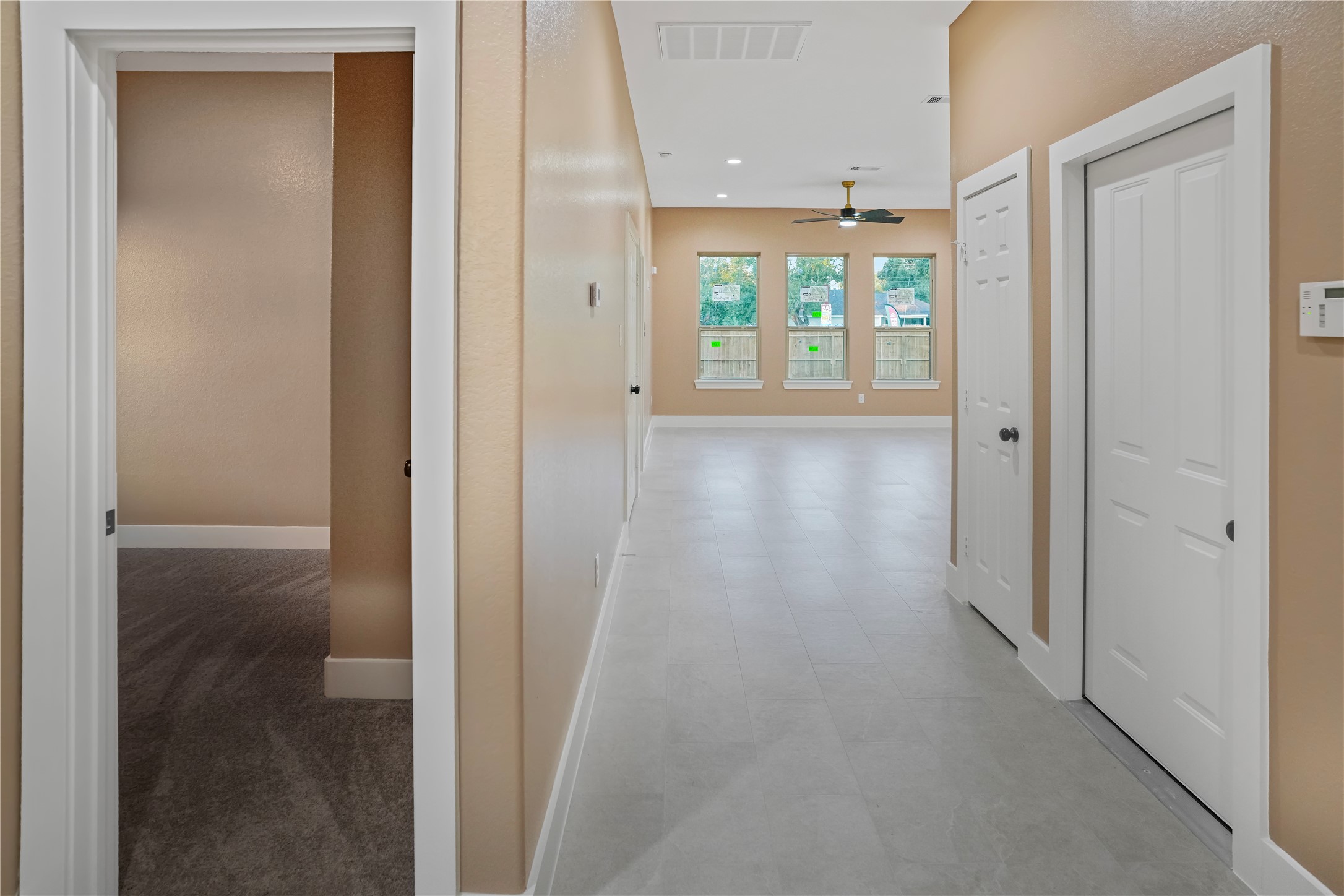 725 Avenue A Property Photo 3