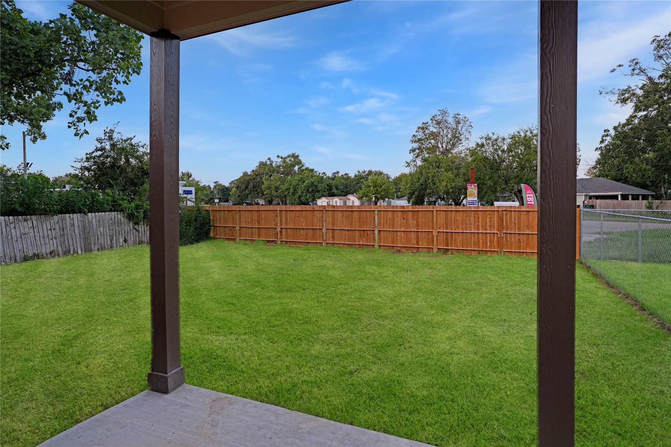 725 Avenue A Property Photo 18