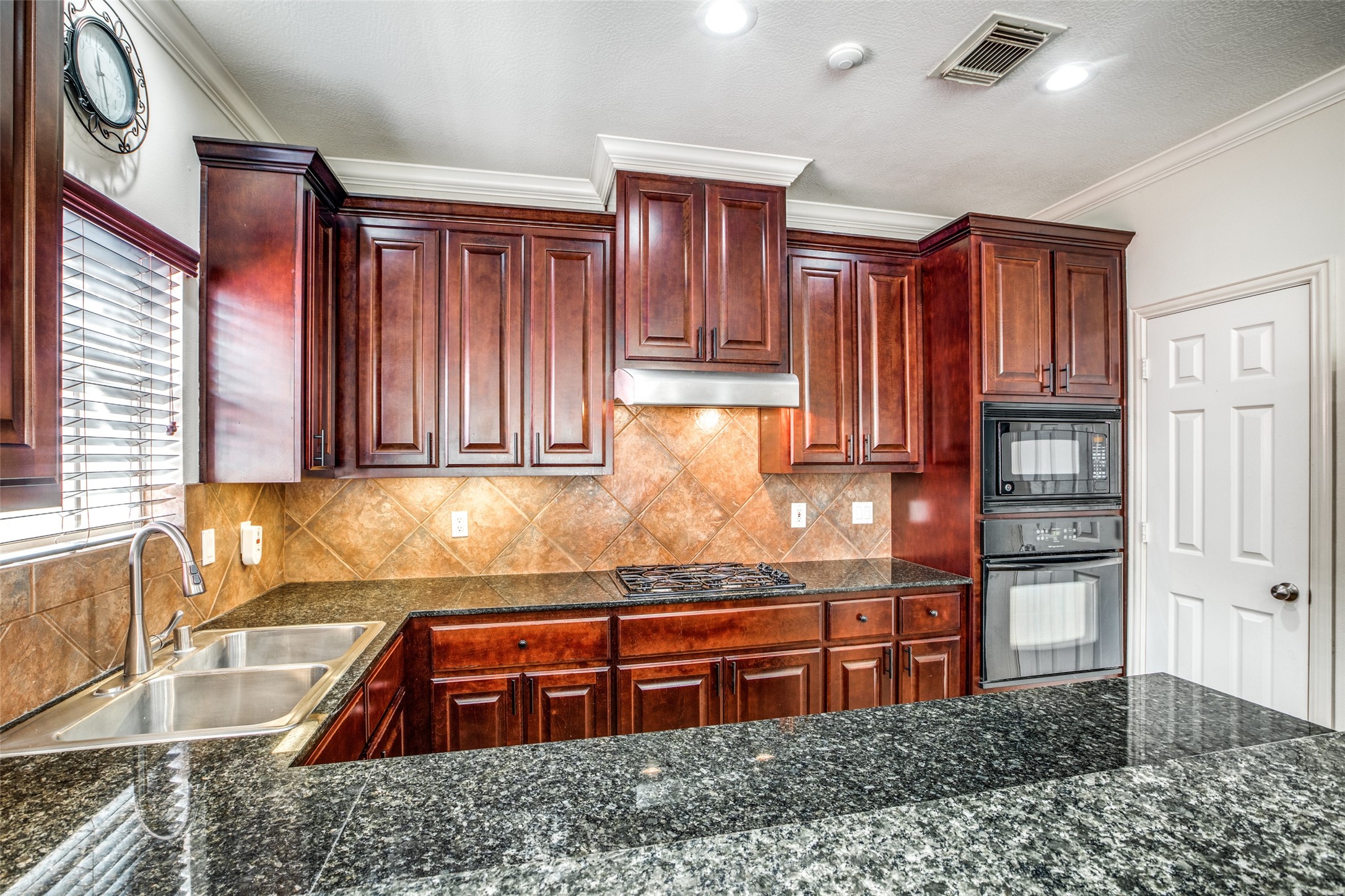 5935 Turtle Beach Lane Property Photo 19