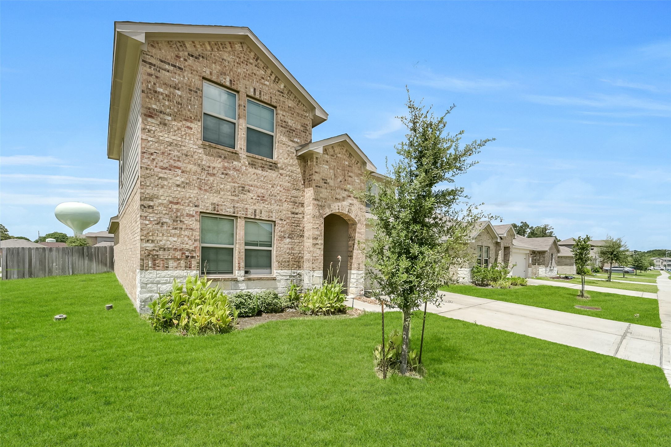 23603 Blodgett Peak Trail Property Photo 4