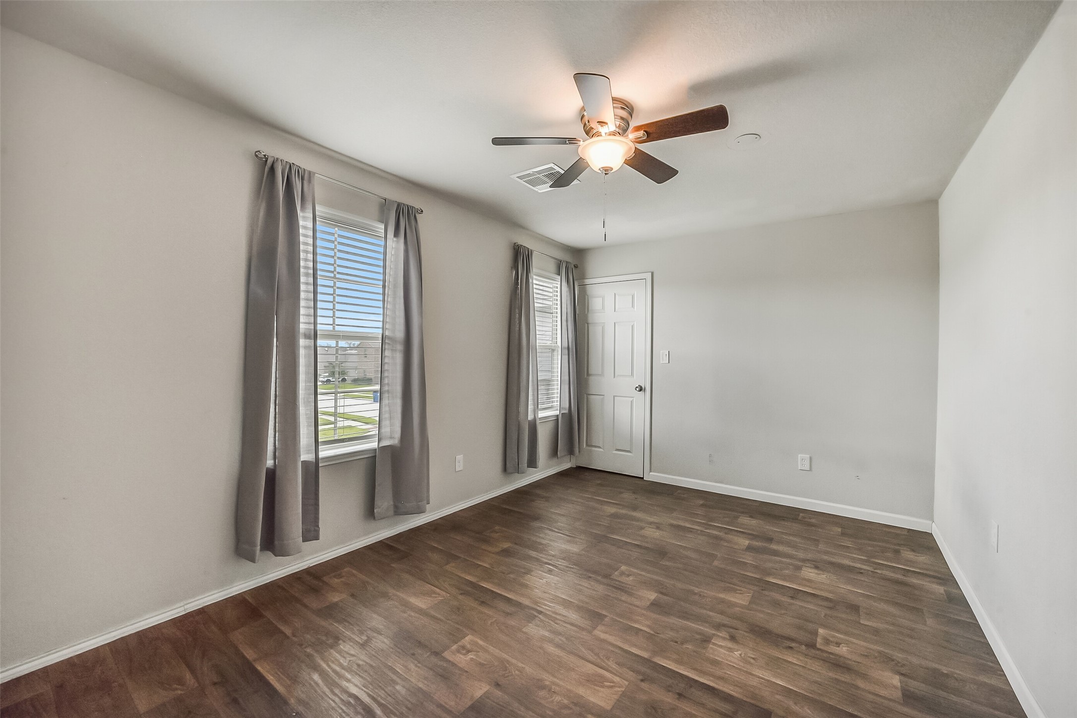 23603 Blodgett Peak Trail Property Photo 32