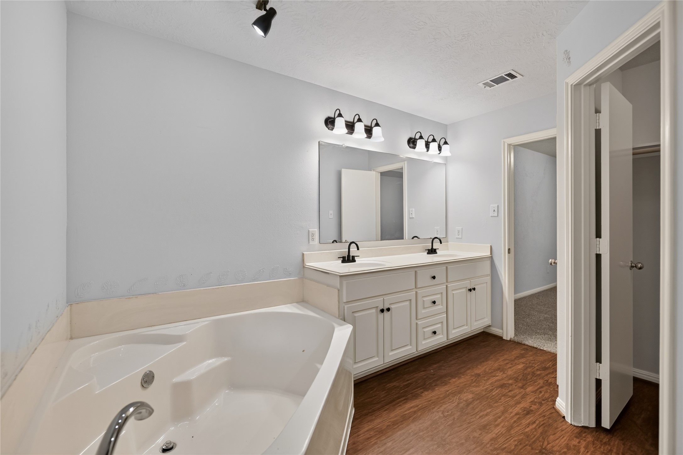 16371 Full Moon Court Property Photo 17