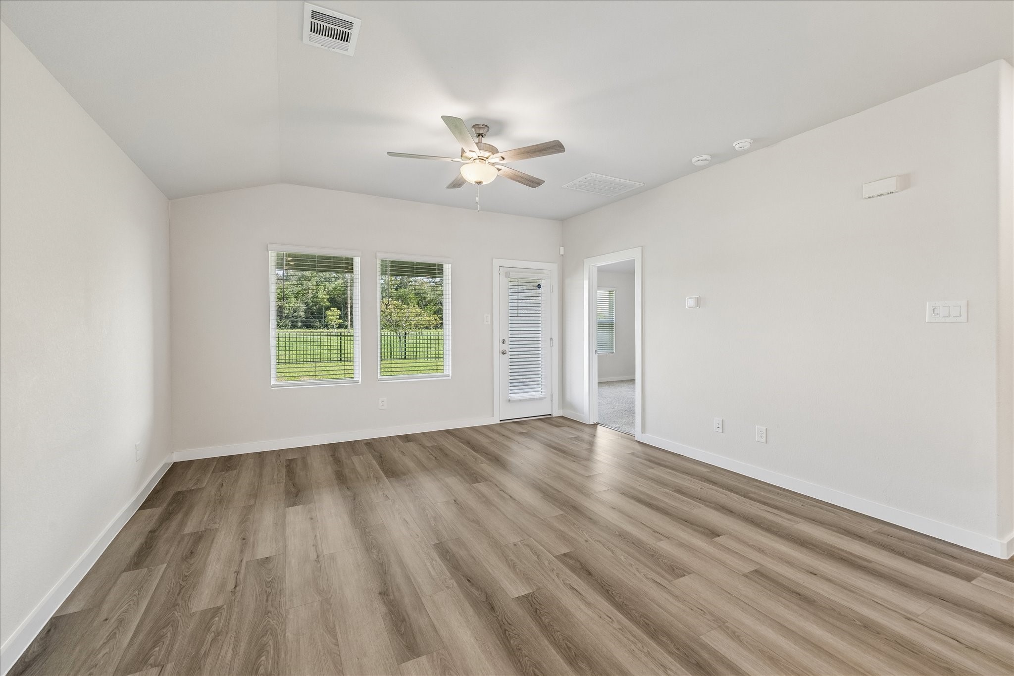 2826 Trinity Cove Drive Property Photo 2