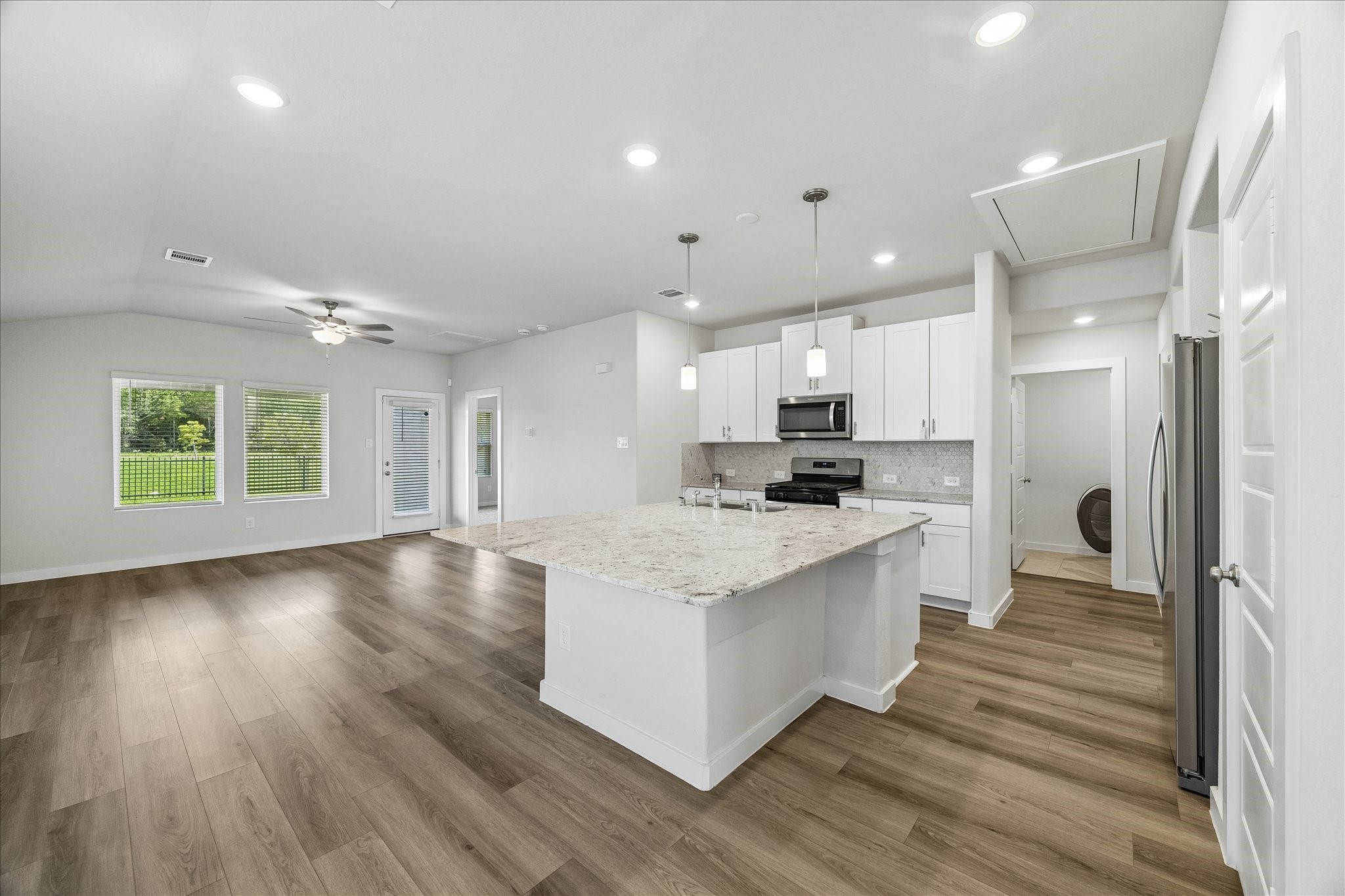 2826 Trinity Cove Drive Property Photo 10
