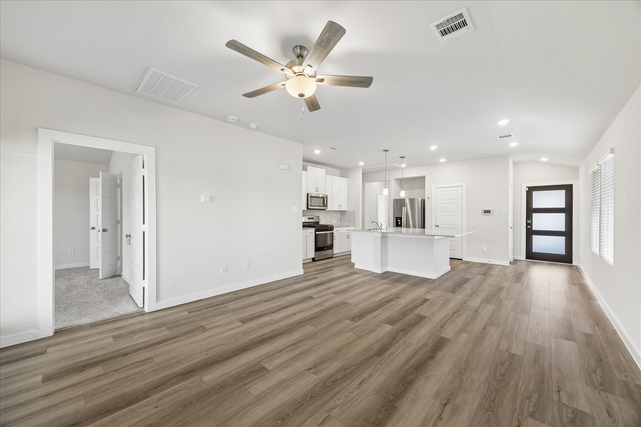 2826 Trinity Cove Drive Property Photo 11