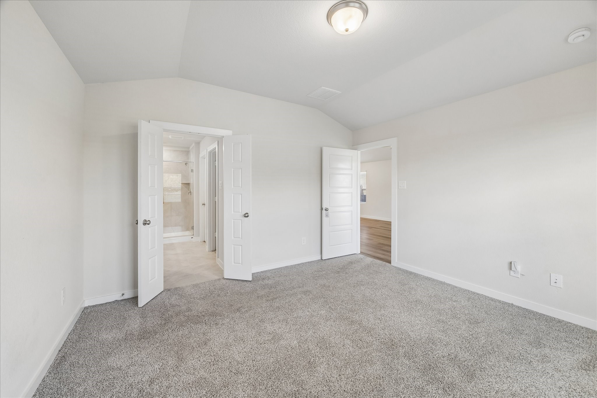 2826 Trinity Cove Drive Property Photo 12
