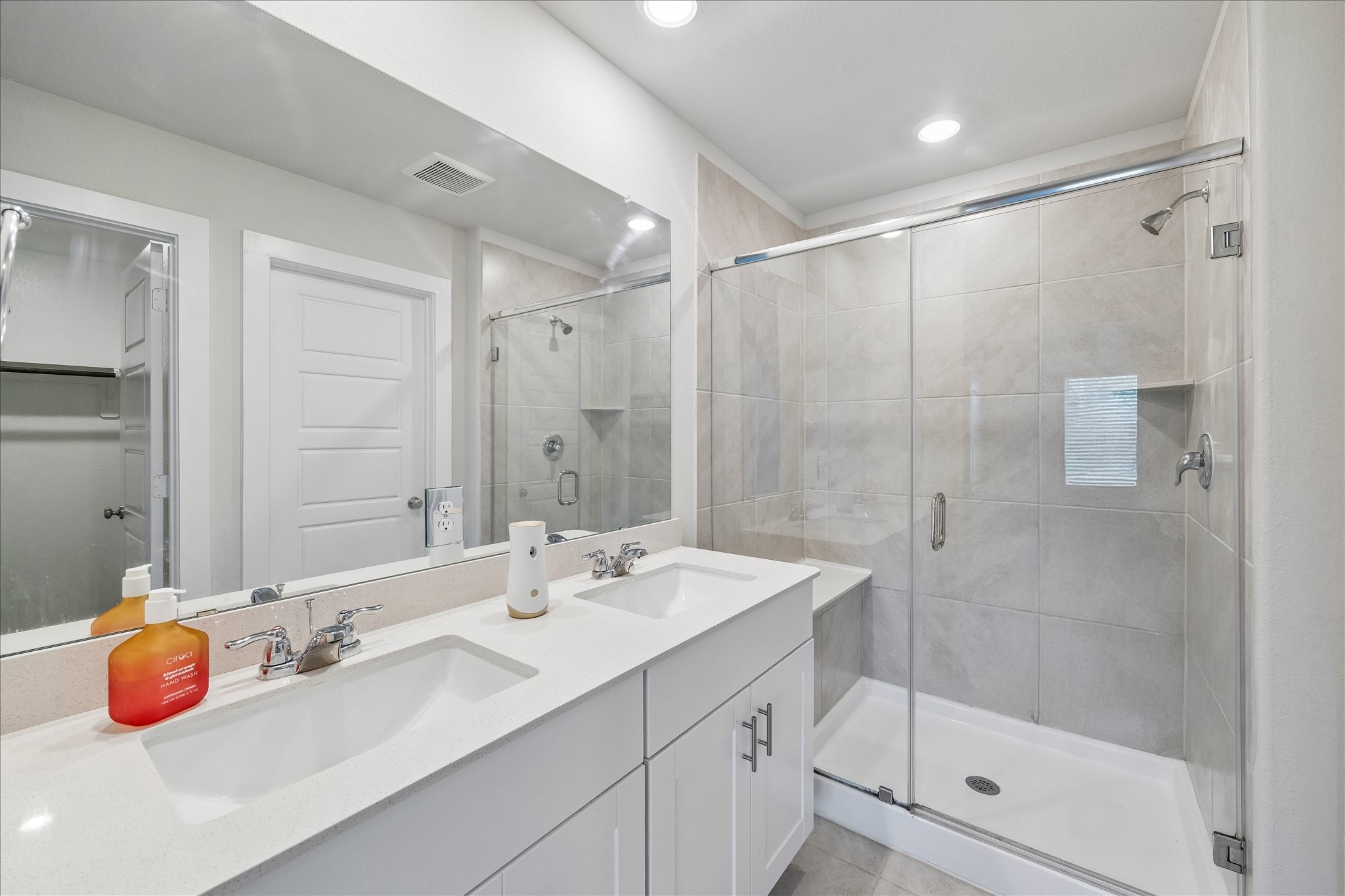 2826 Trinity Cove Drive Property Photo 13