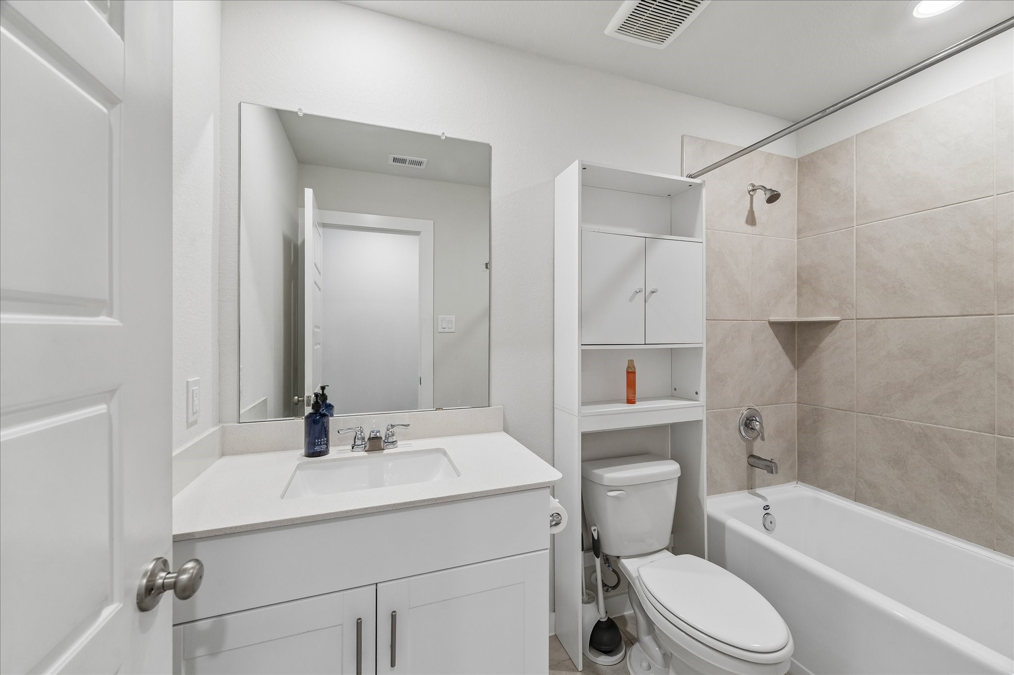 2826 Trinity Cove Drive Property Photo 15