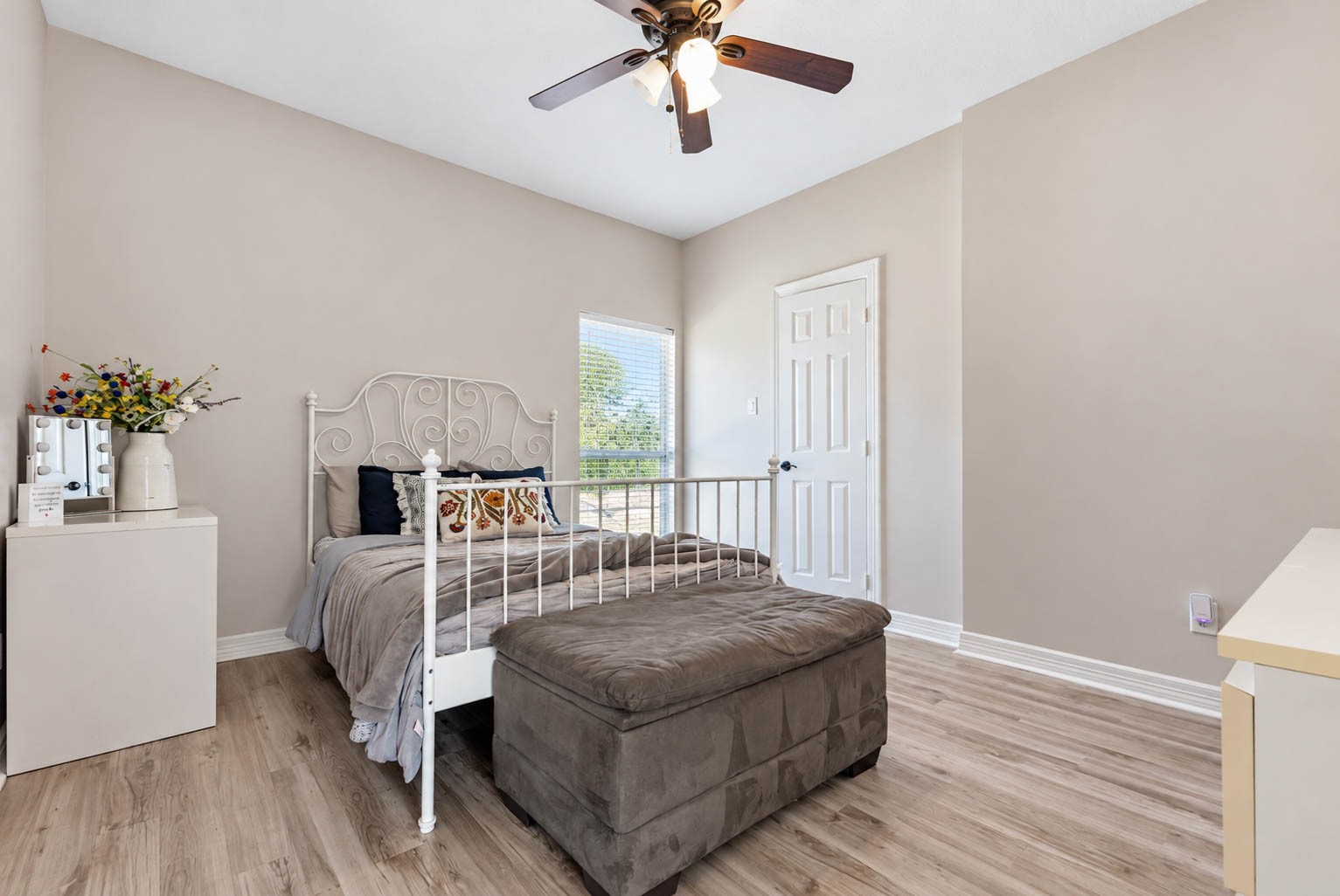33103 Whickham Circle Property Photo 25