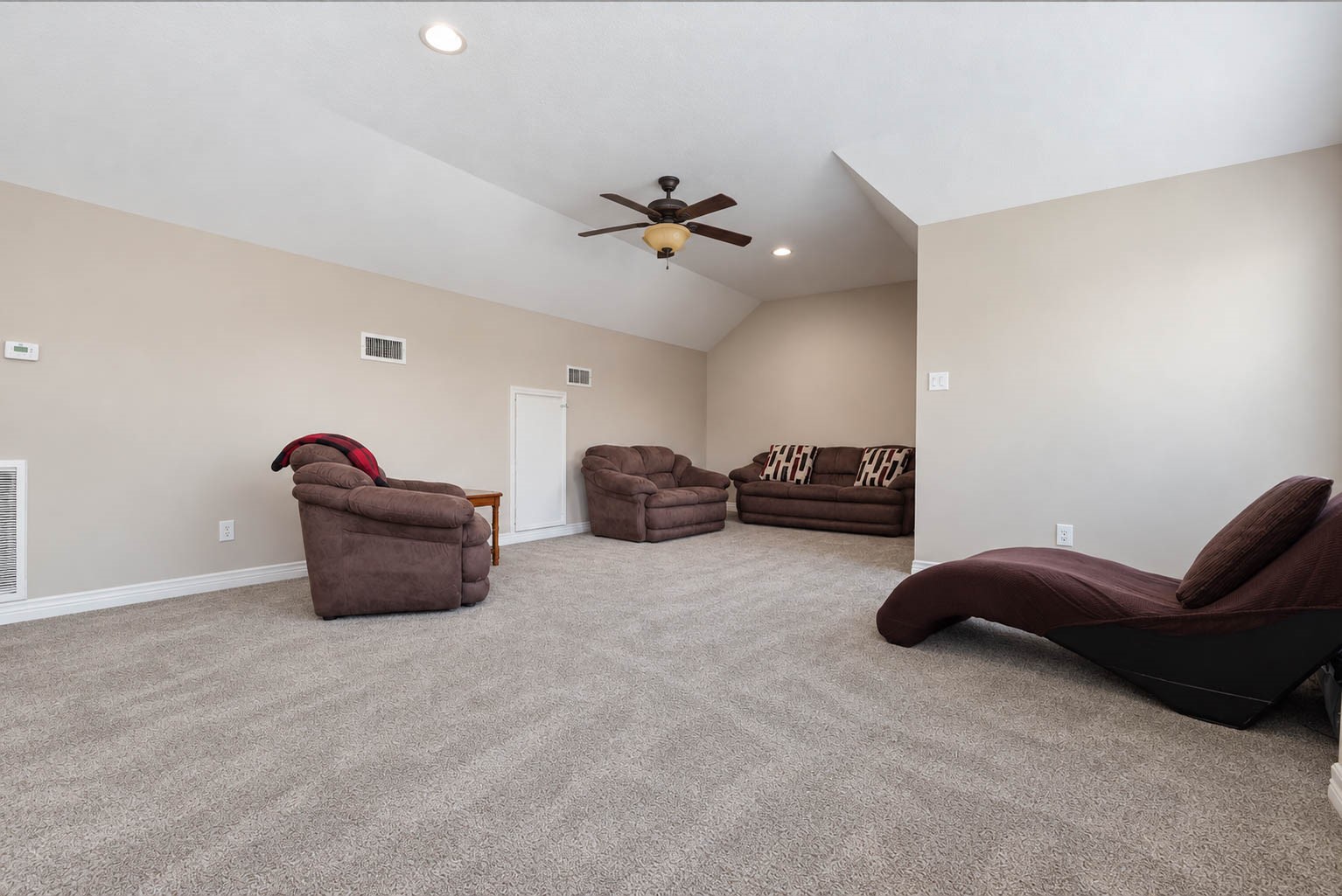 33103 Whickham Circle Property Photo 31