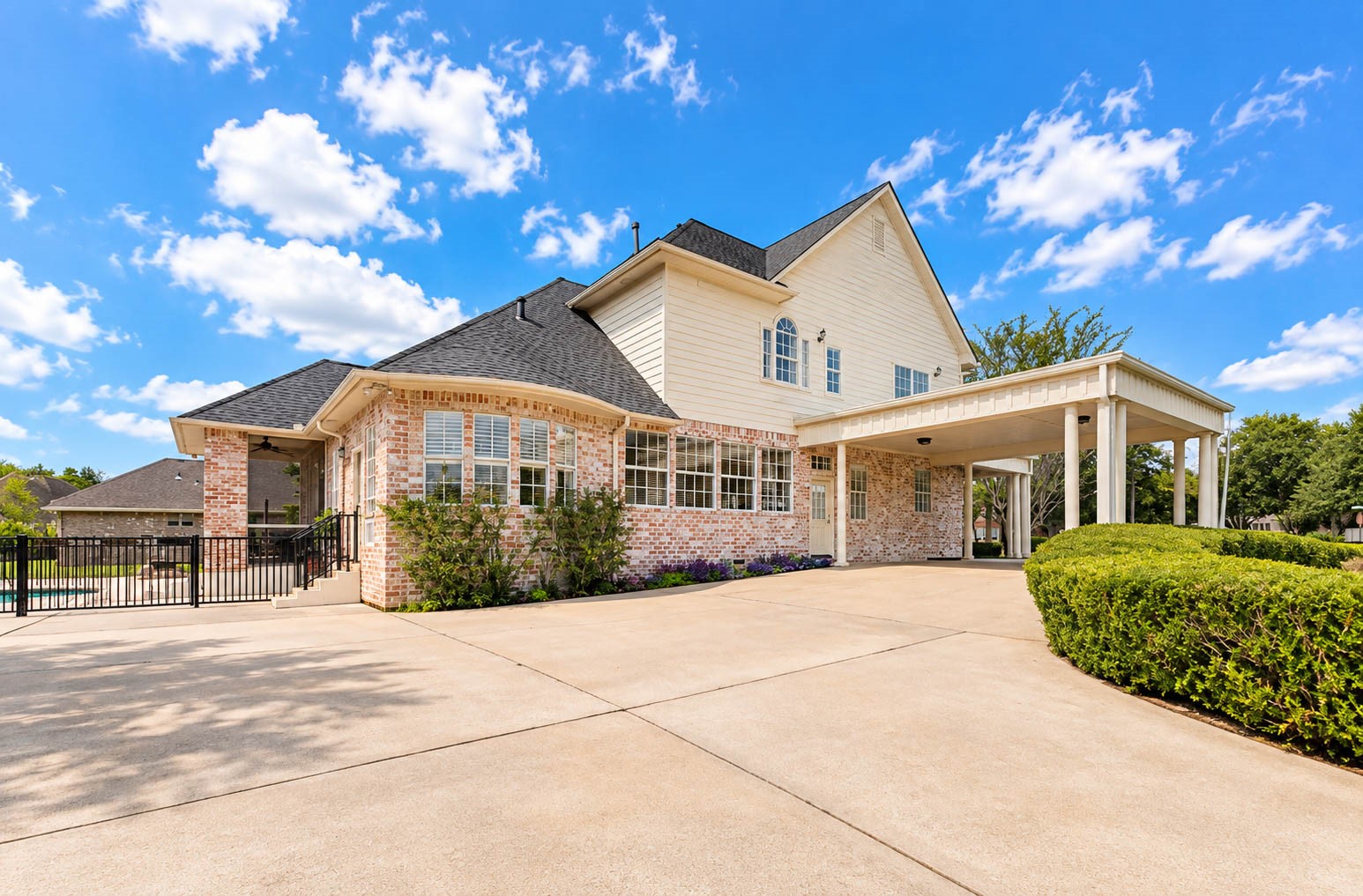 33103 Whickham Circle Property Photo 36